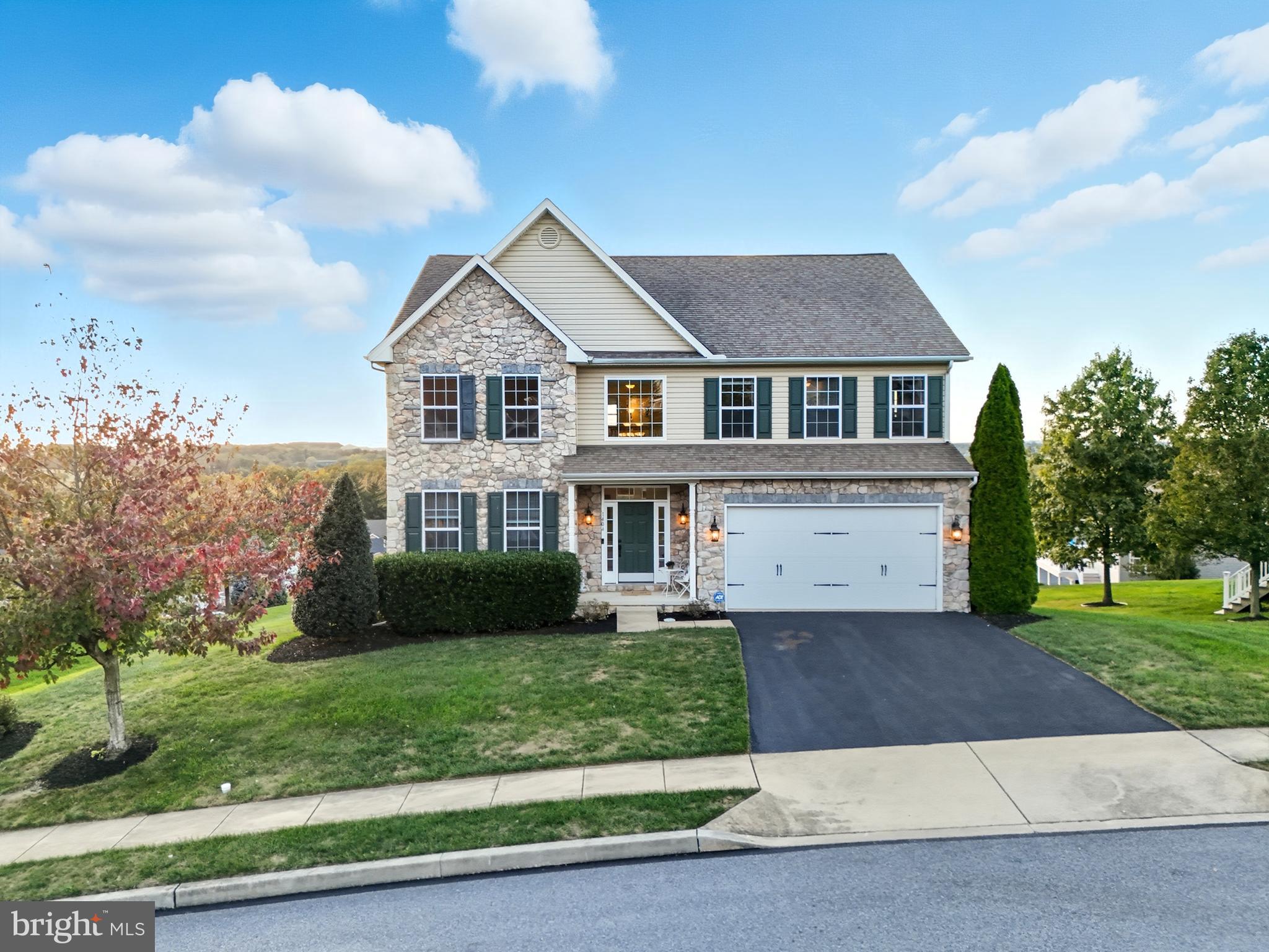 REGENTS GLEN - Residential