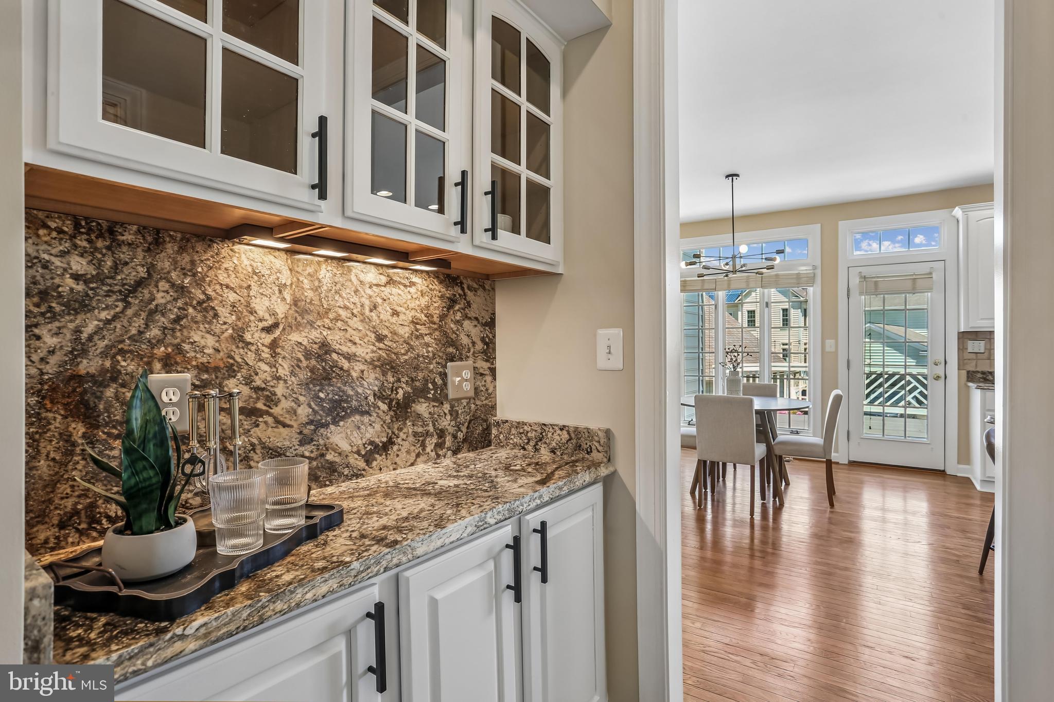 LAKELANDS - Residential