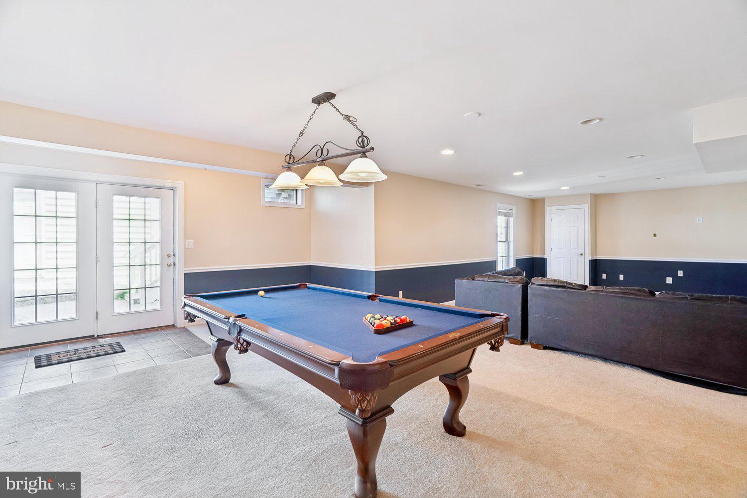 LAKELANDS - Residential