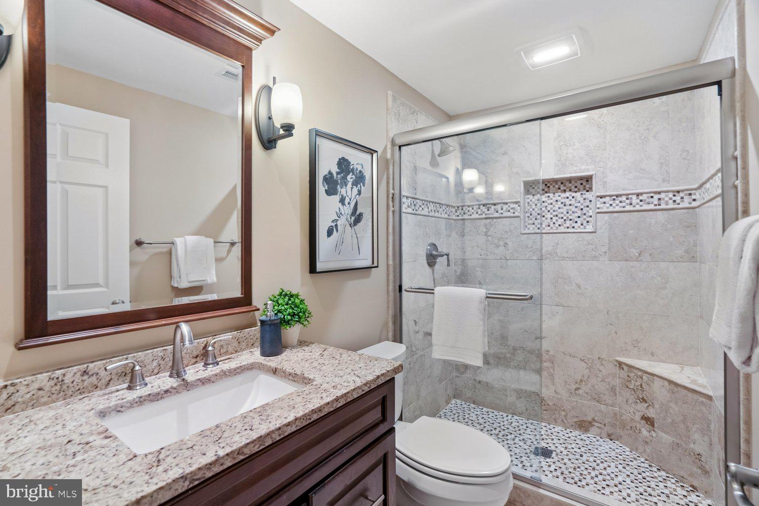 LAKELANDS - Residential