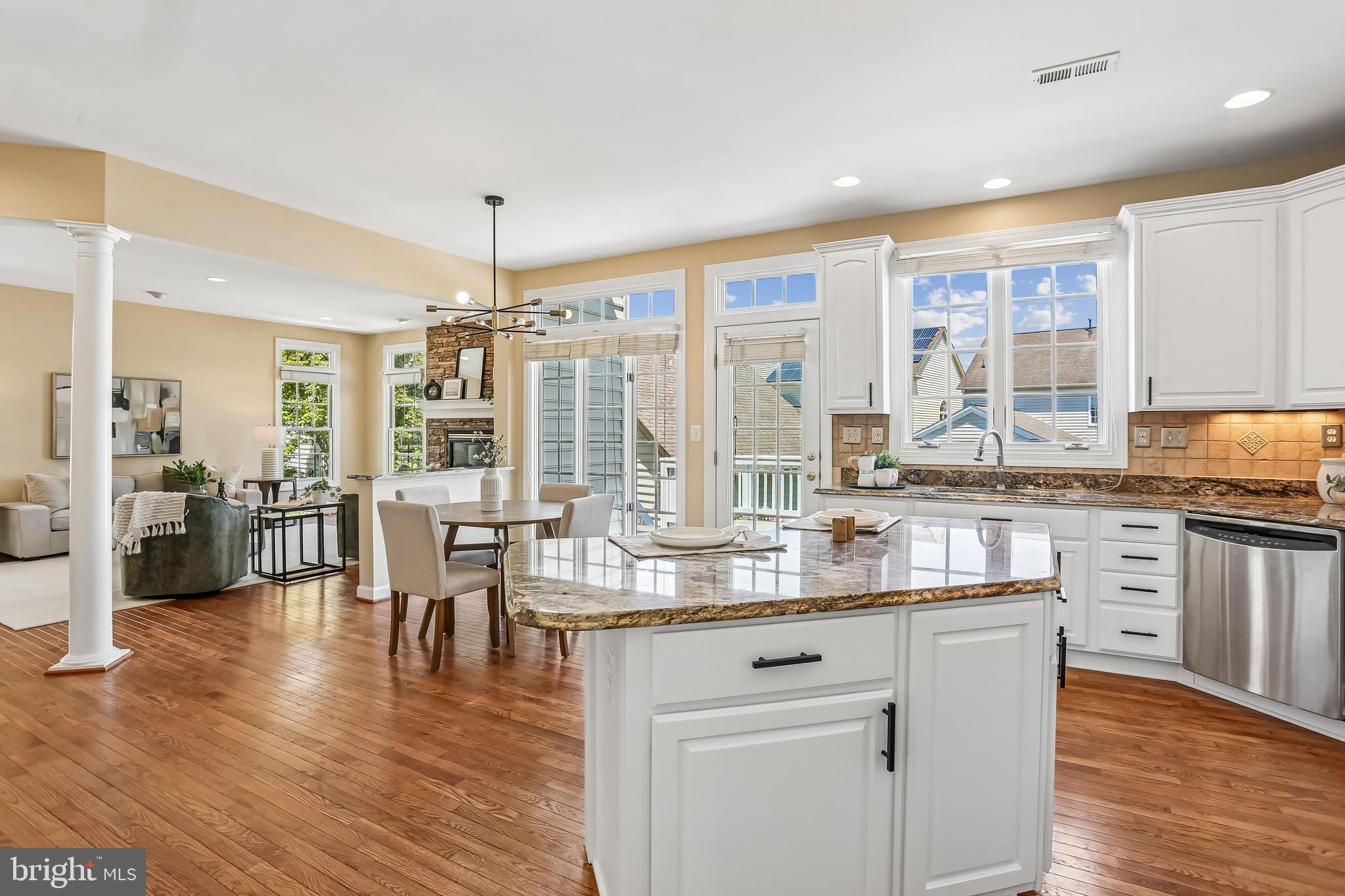 LAKELANDS - Residential