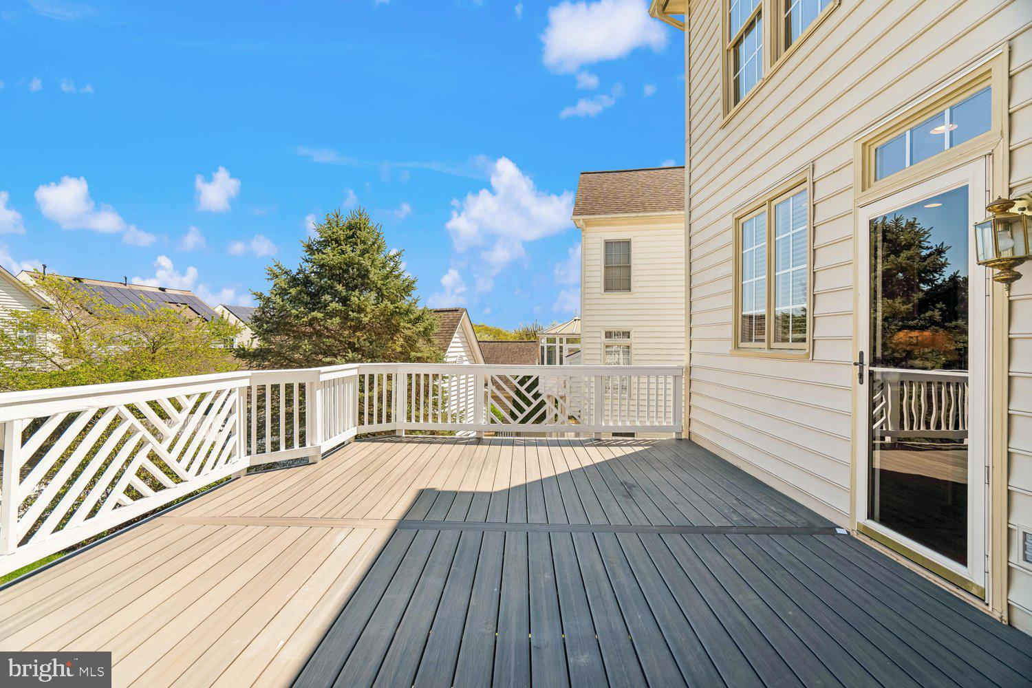 LAKELANDS - Residential