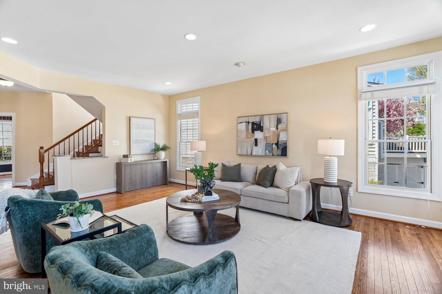 LAKELANDS - Residential