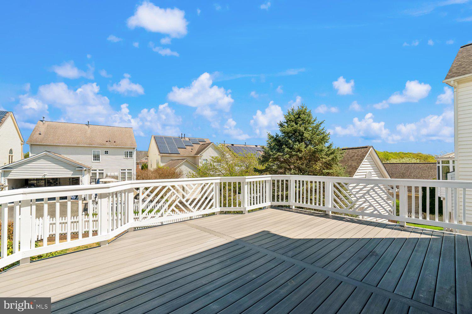 LAKELANDS - Residential