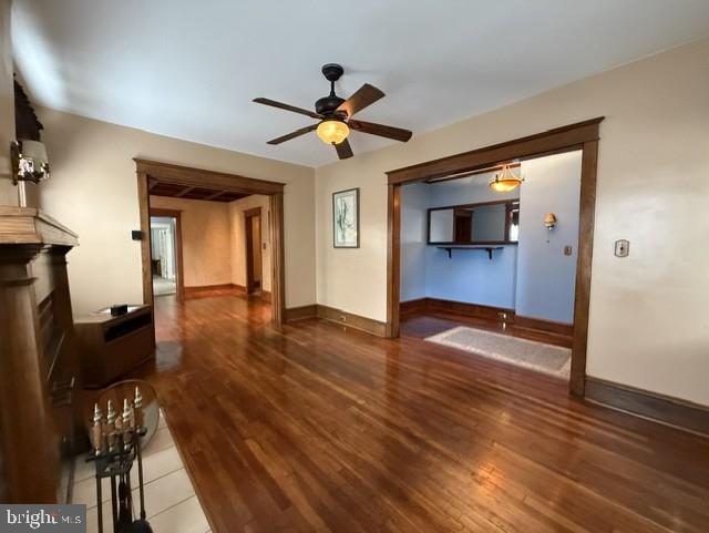 1402 W 8TH 1