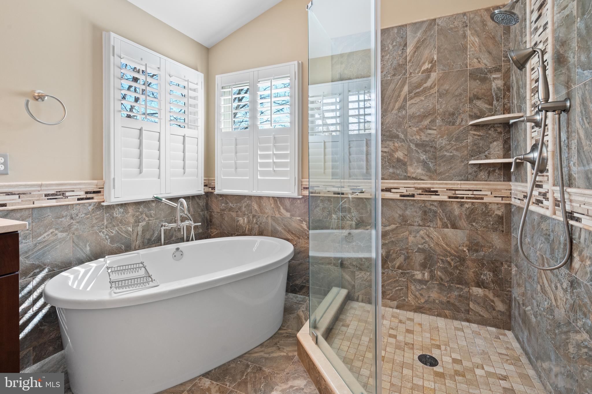 CENTURY OAK - Residential