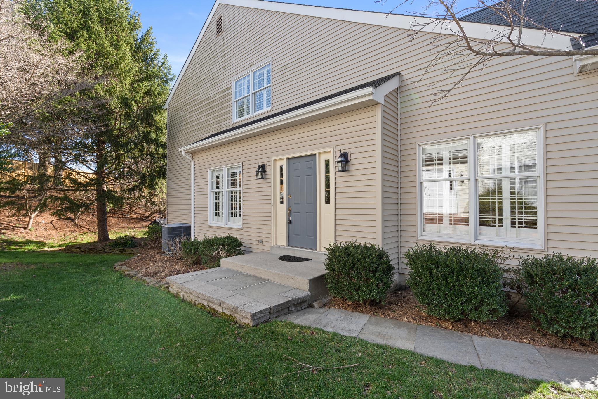 CENTURY OAK - Residential