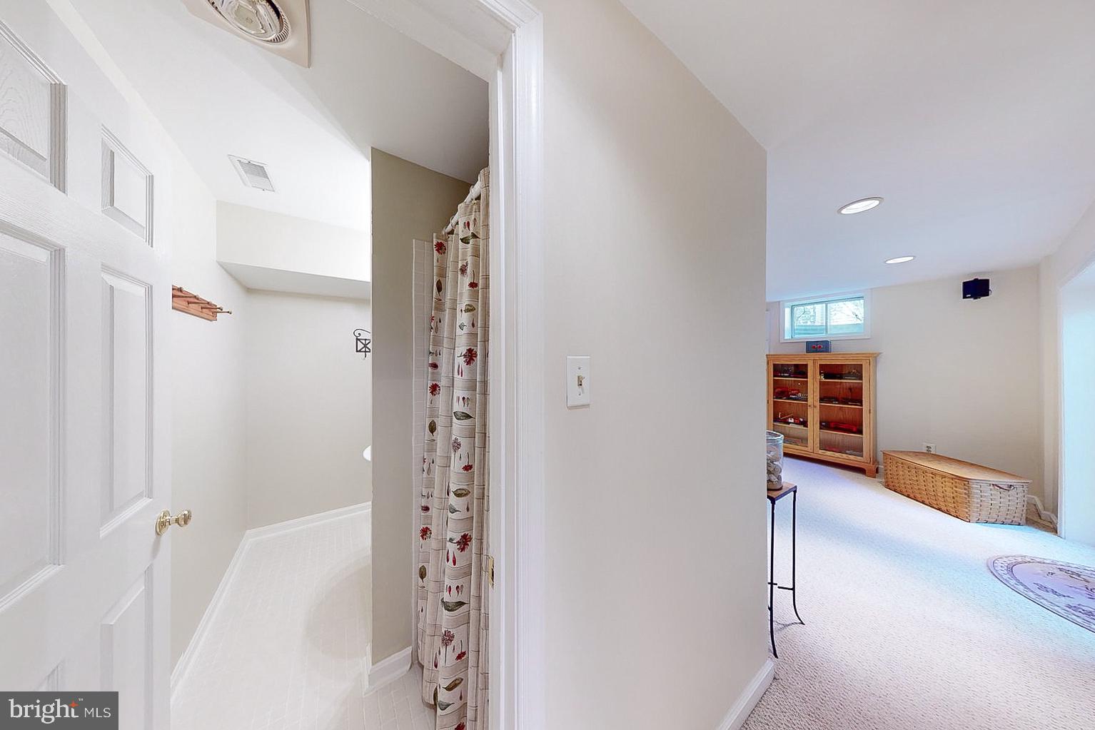 CENTURY OAK - Residential