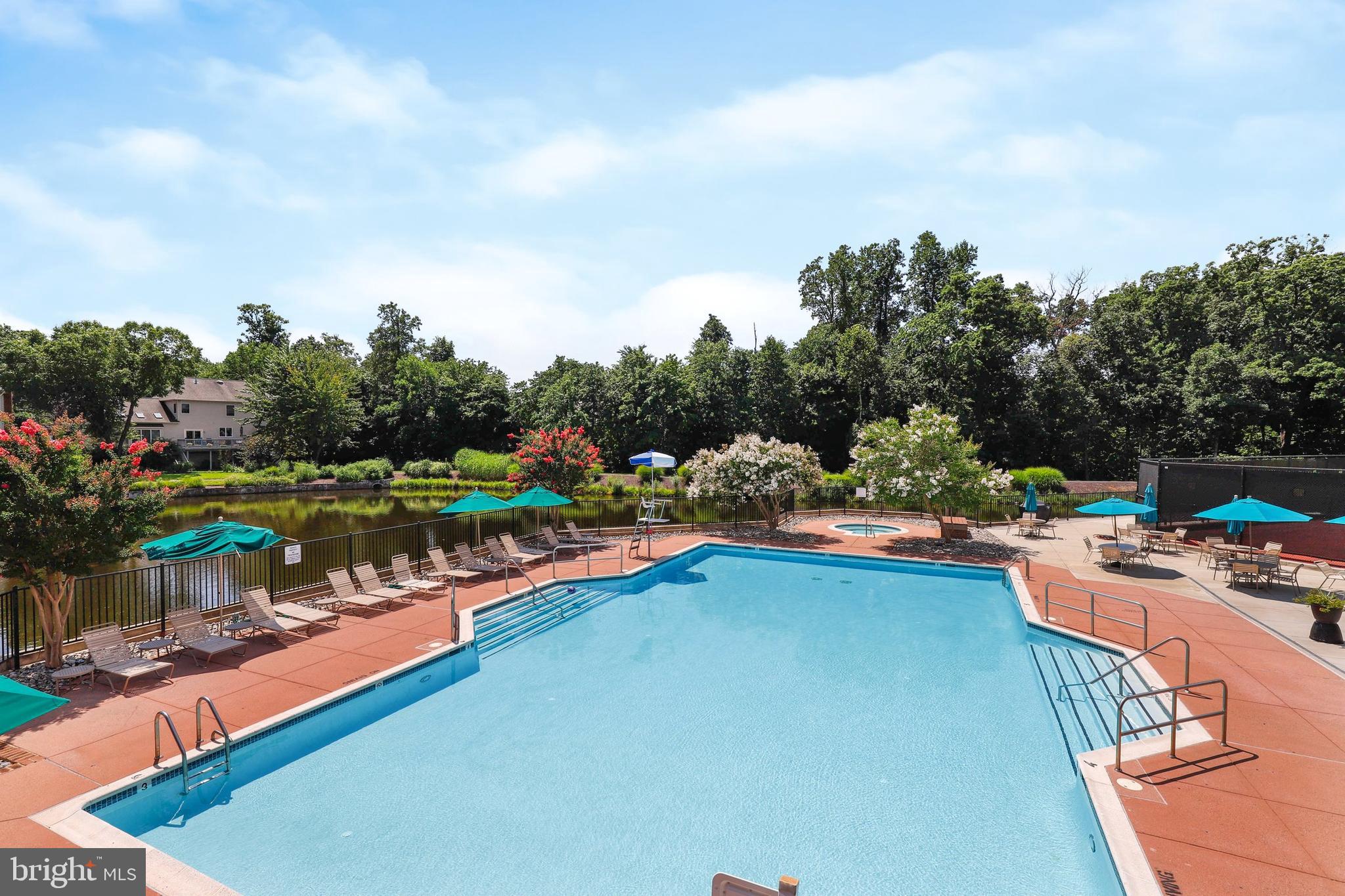 CENTURY OAK - Residential