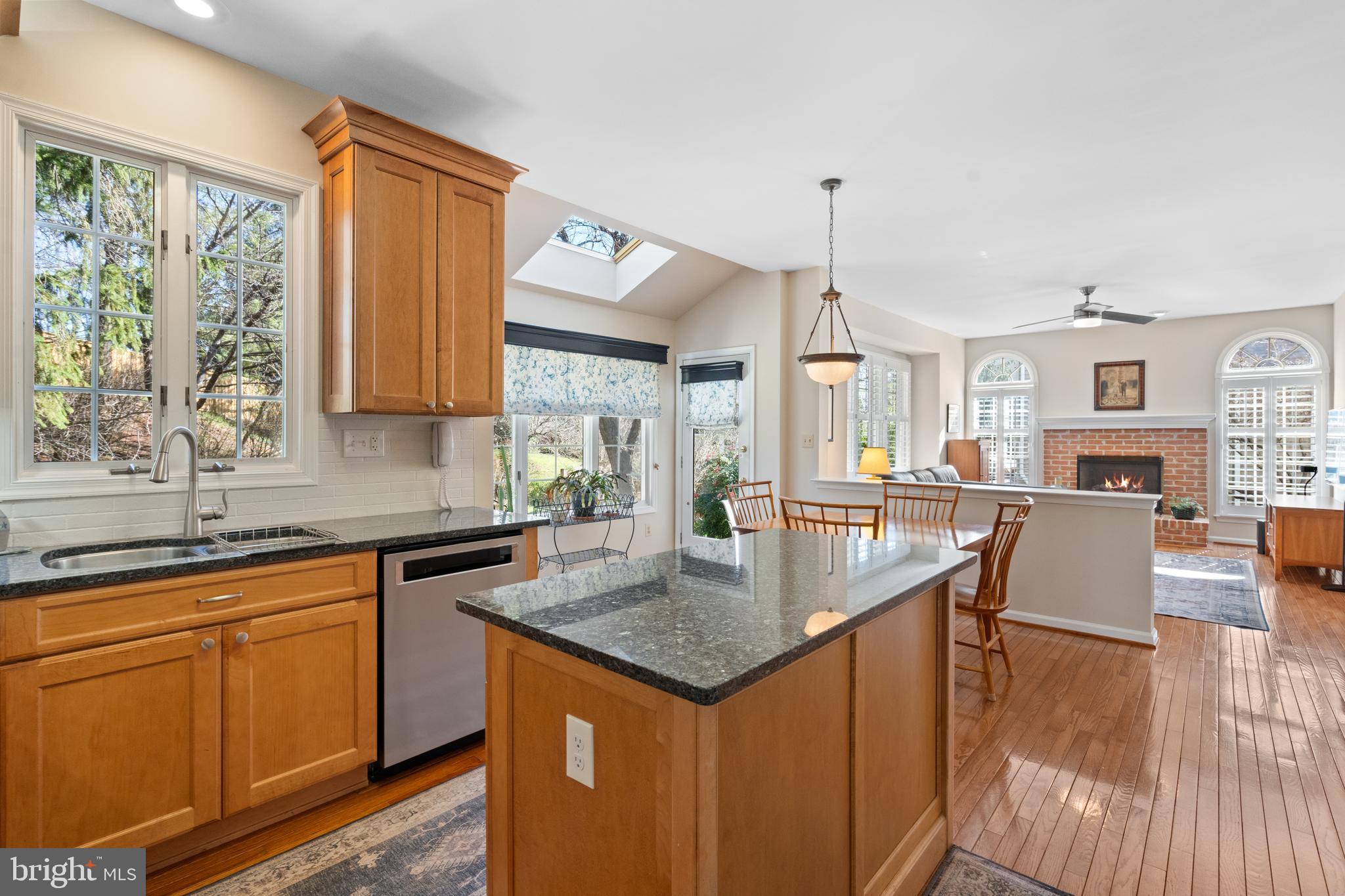 CENTURY OAK - Residential