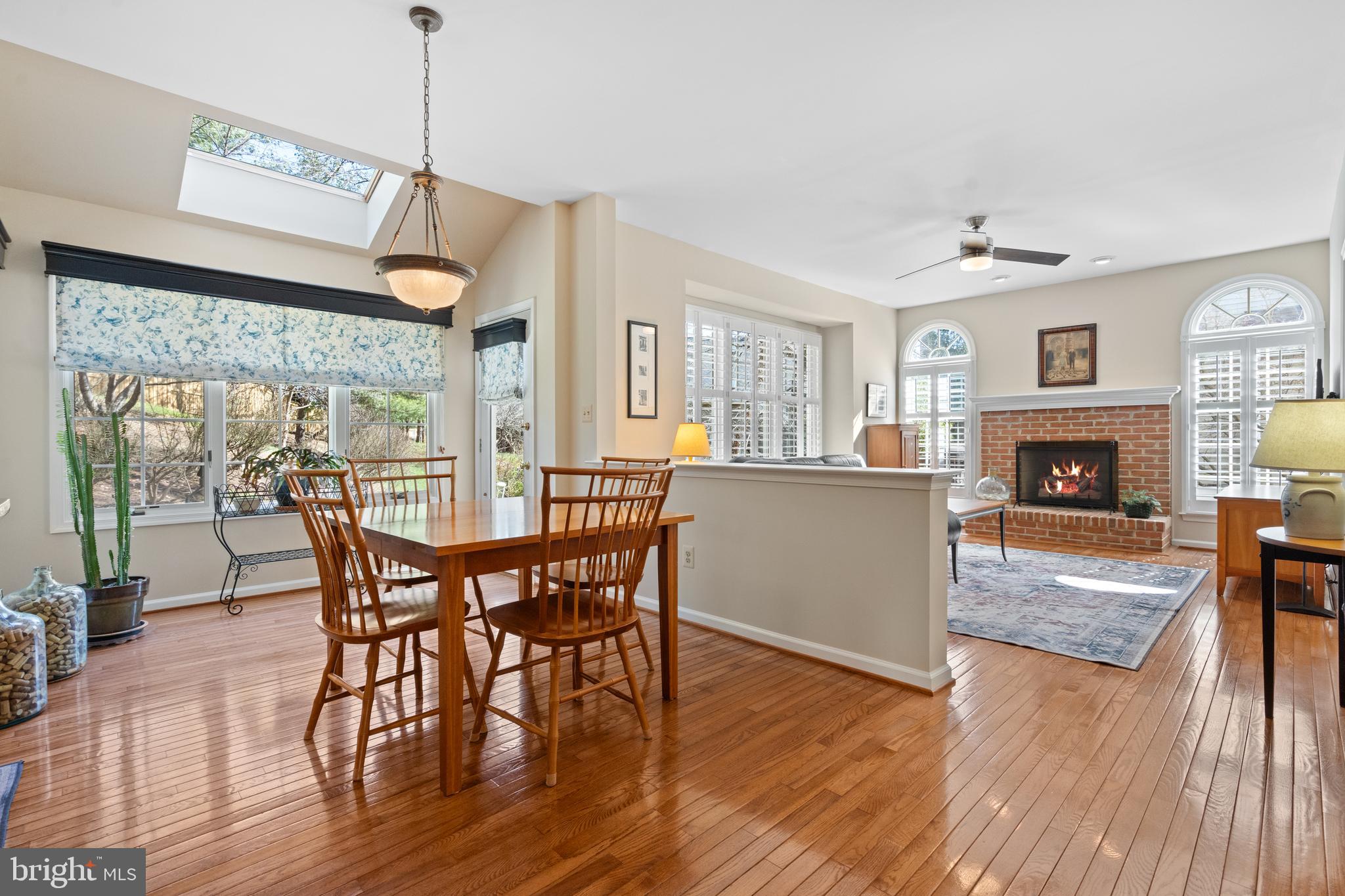 CENTURY OAK - Residential