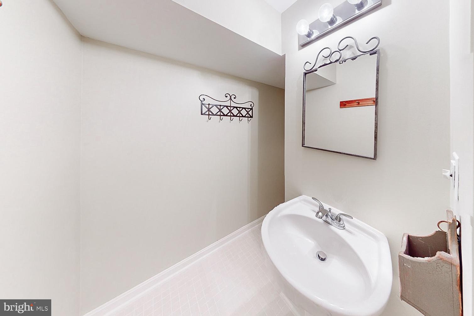 CENTURY OAK - Residential