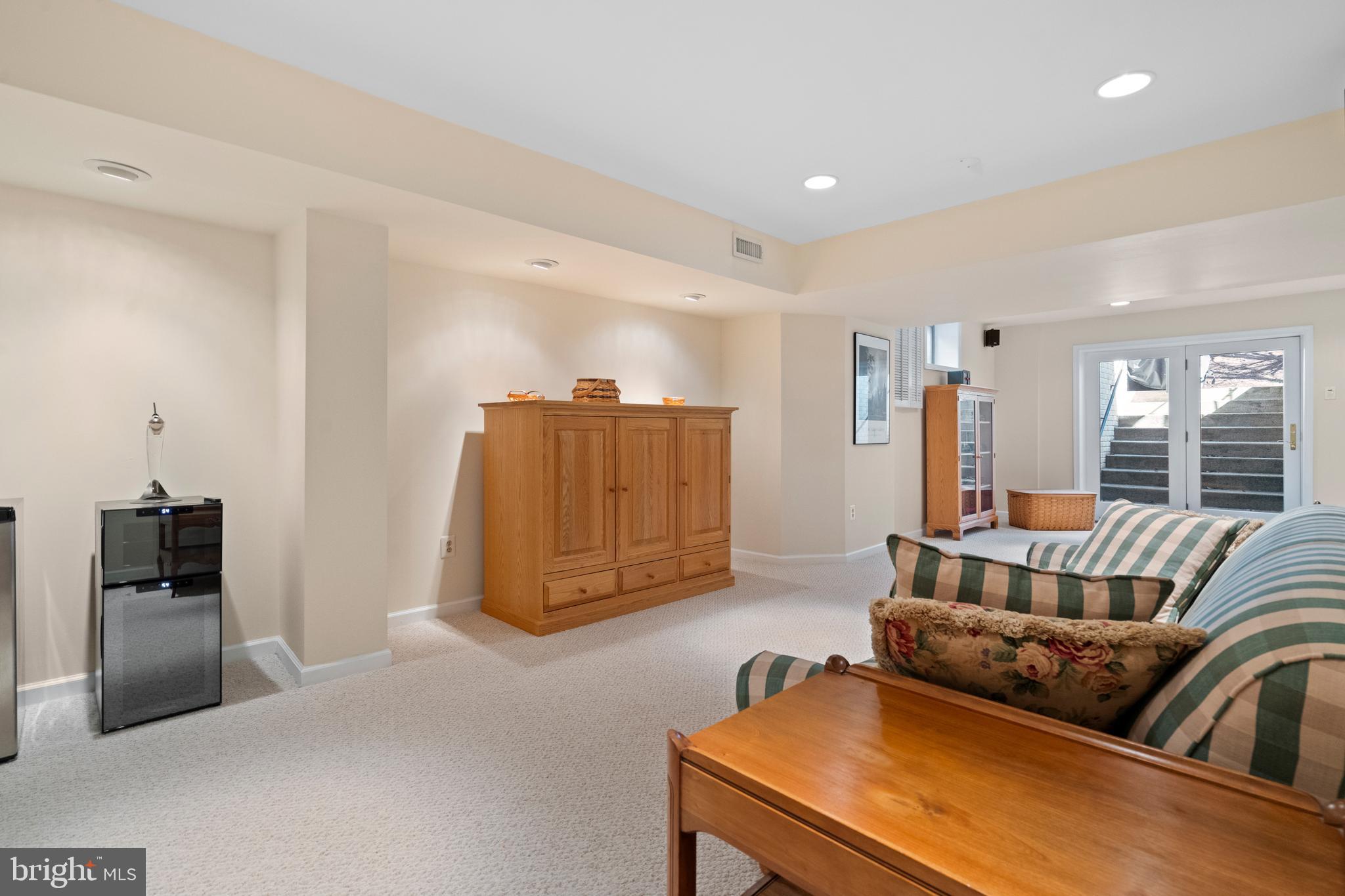 CENTURY OAK - Residential