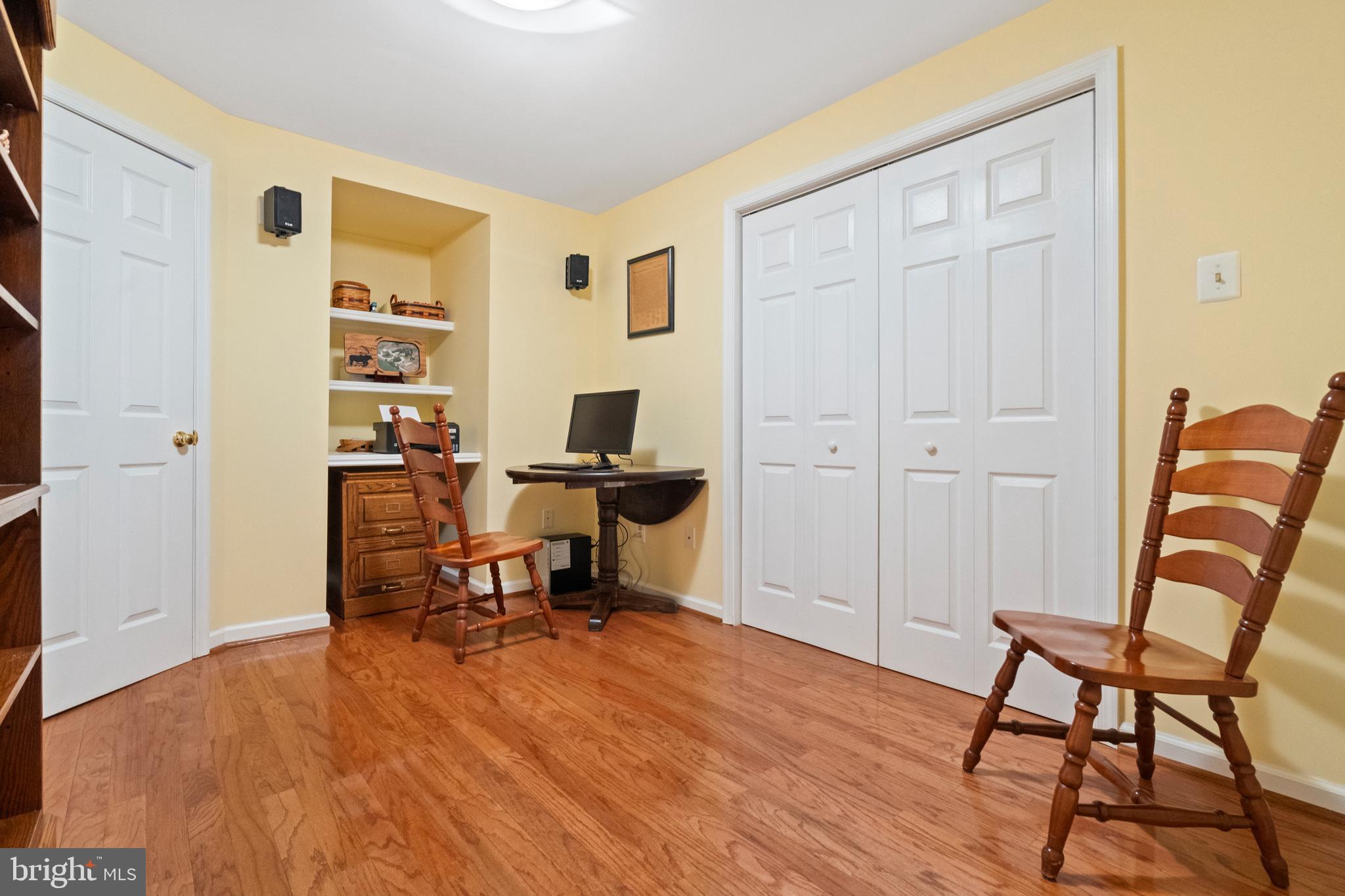 CENTURY OAK - Residential