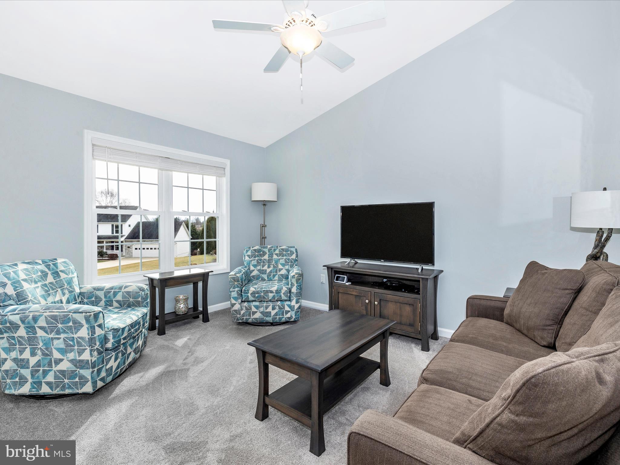 ORCHARD HILLS - Residential