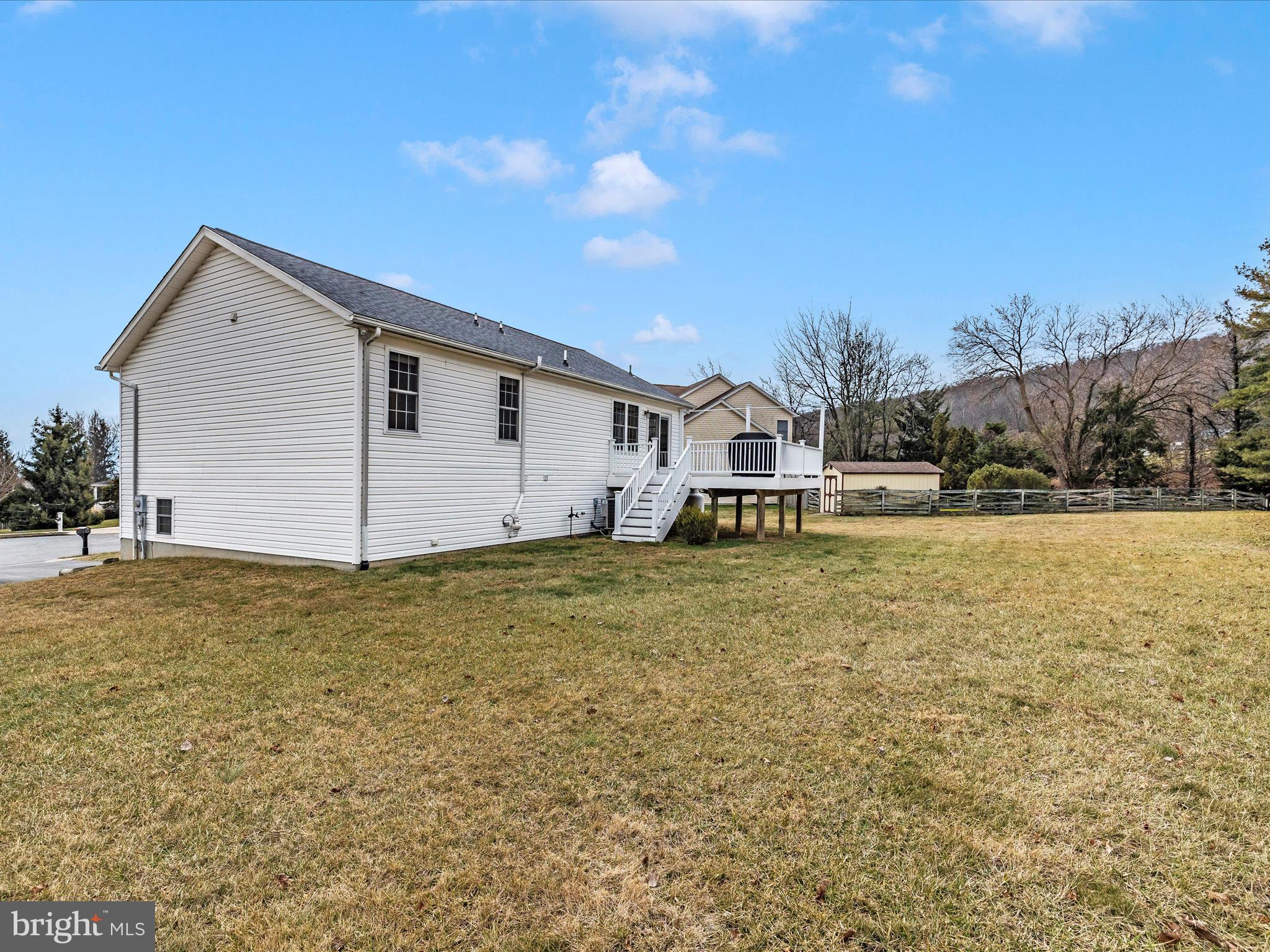 ORCHARD HILLS - Residential