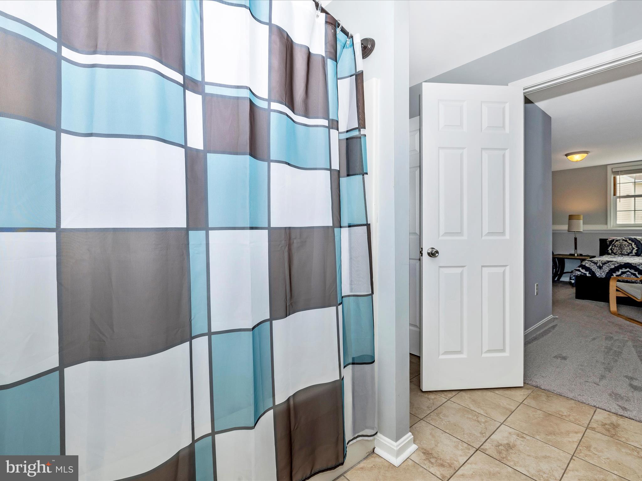 ORCHARD HILLS - Residential