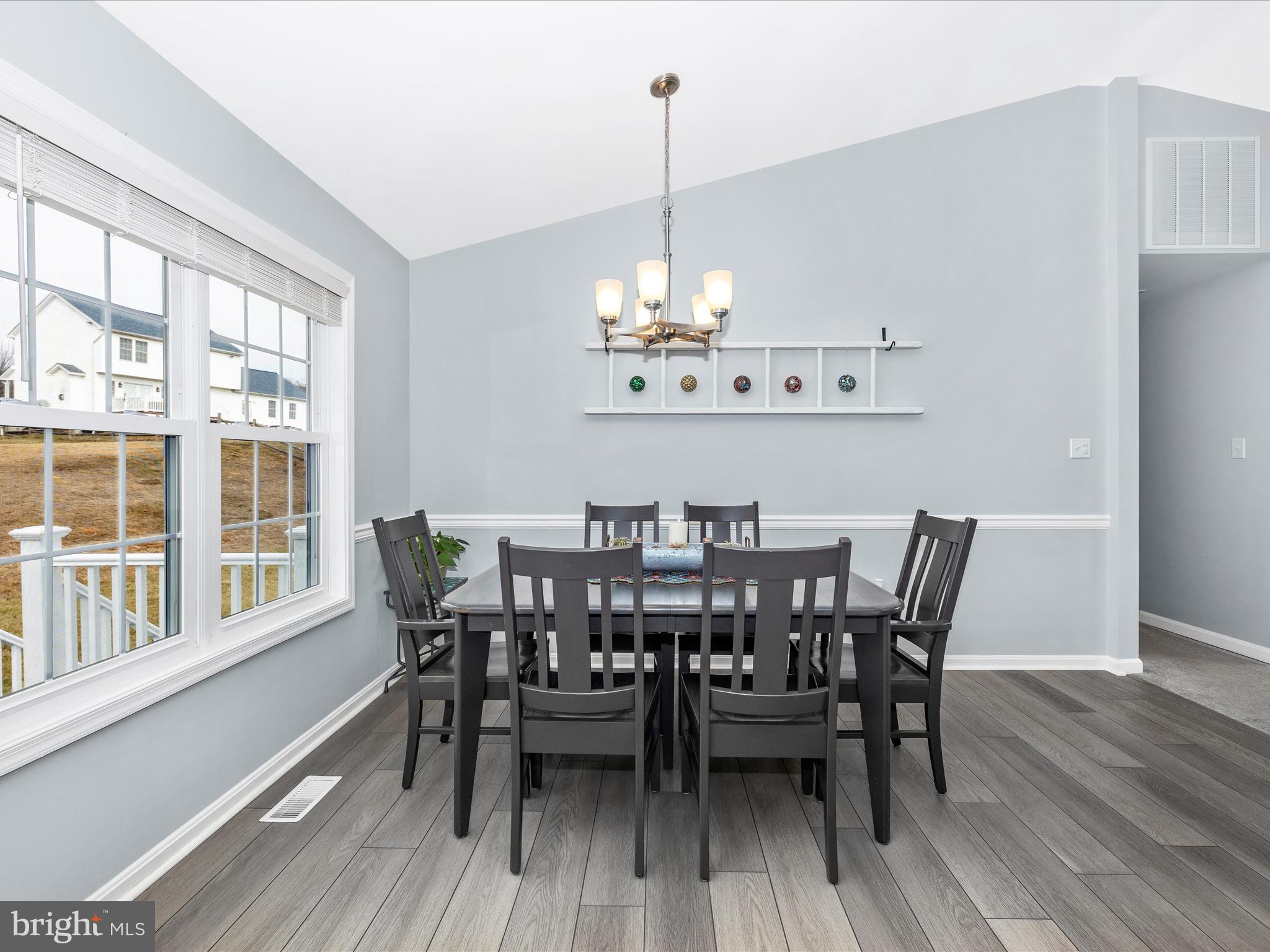 ORCHARD HILLS - Residential