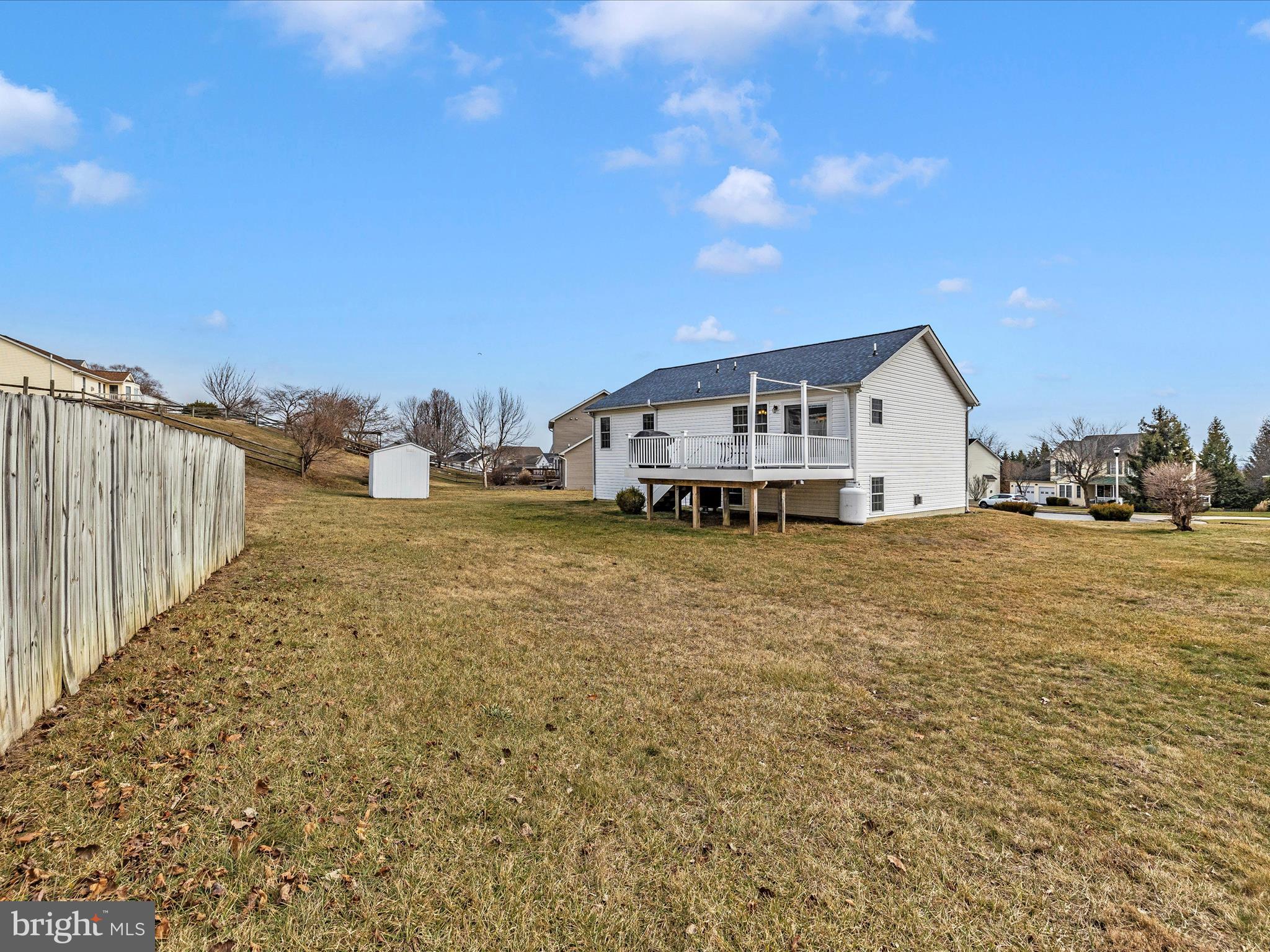 ORCHARD HILLS - Residential