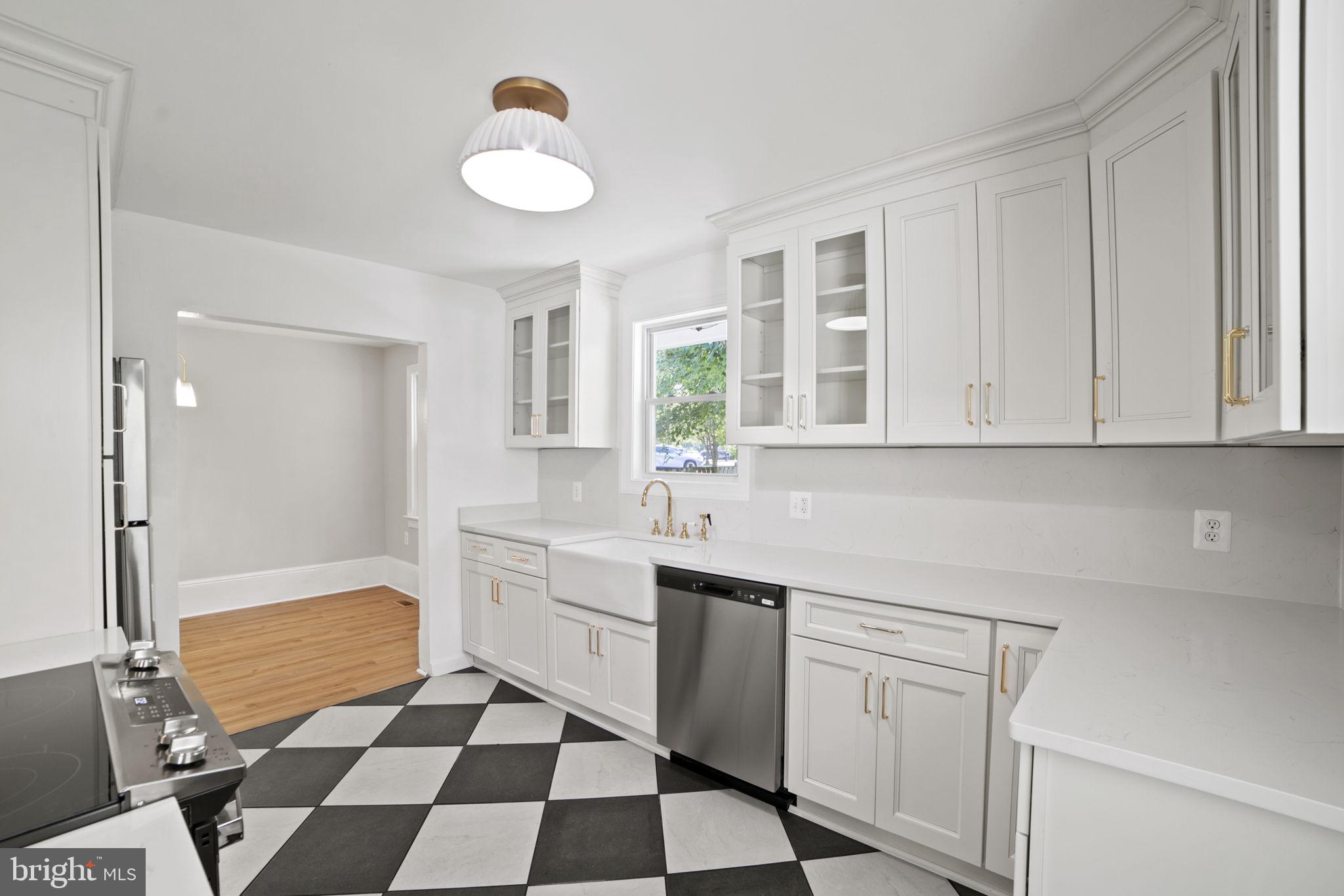 WINCHESTER CITY - Residential