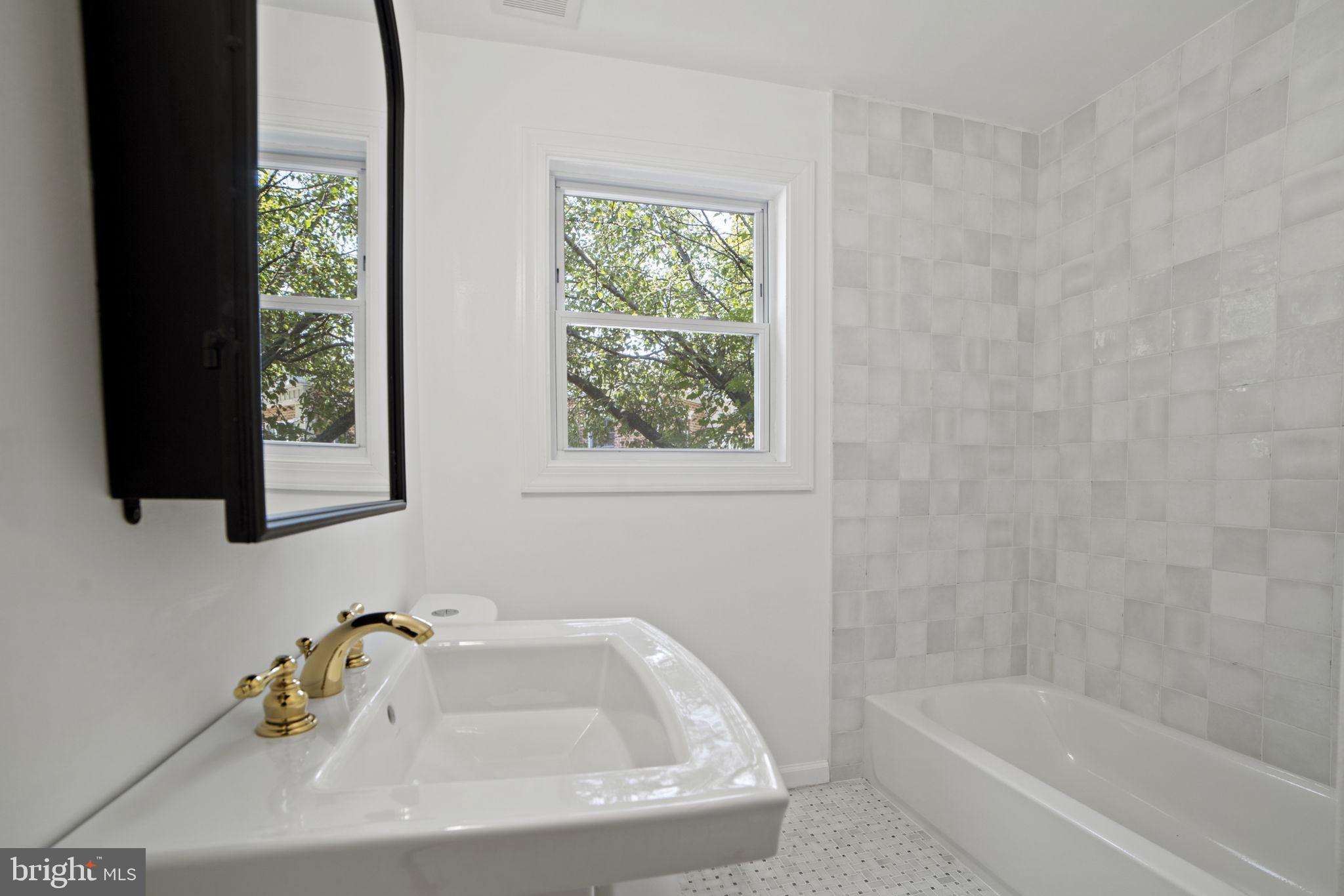 WINCHESTER CITY - Residential