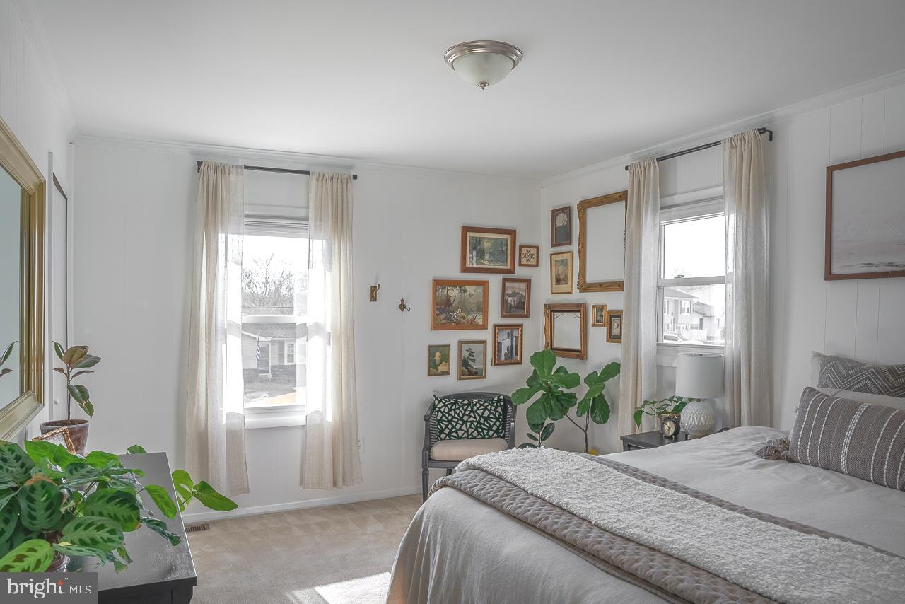 FOUR SEASONS ESTATES - Residential