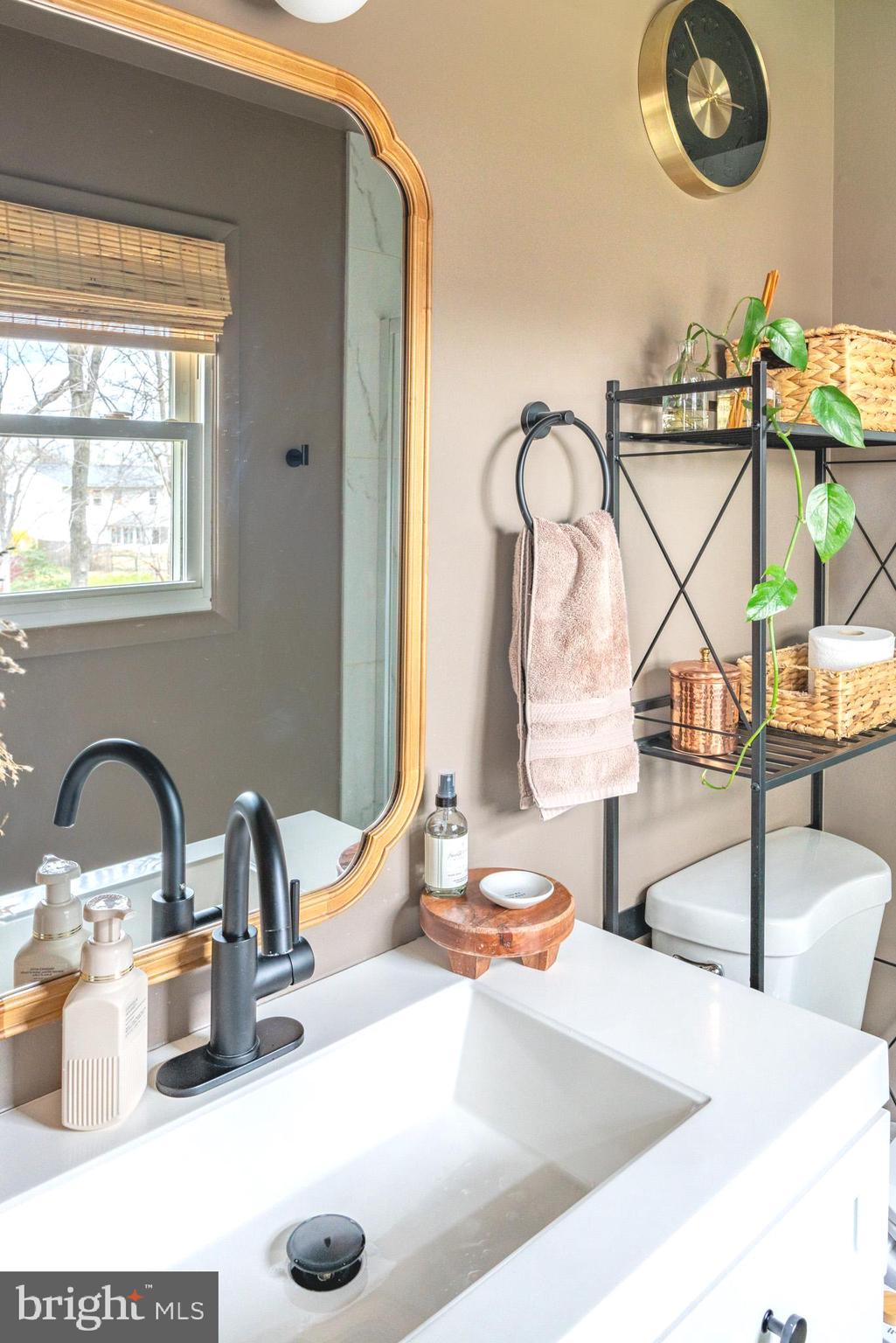 FOUR SEASONS ESTATES - Residential