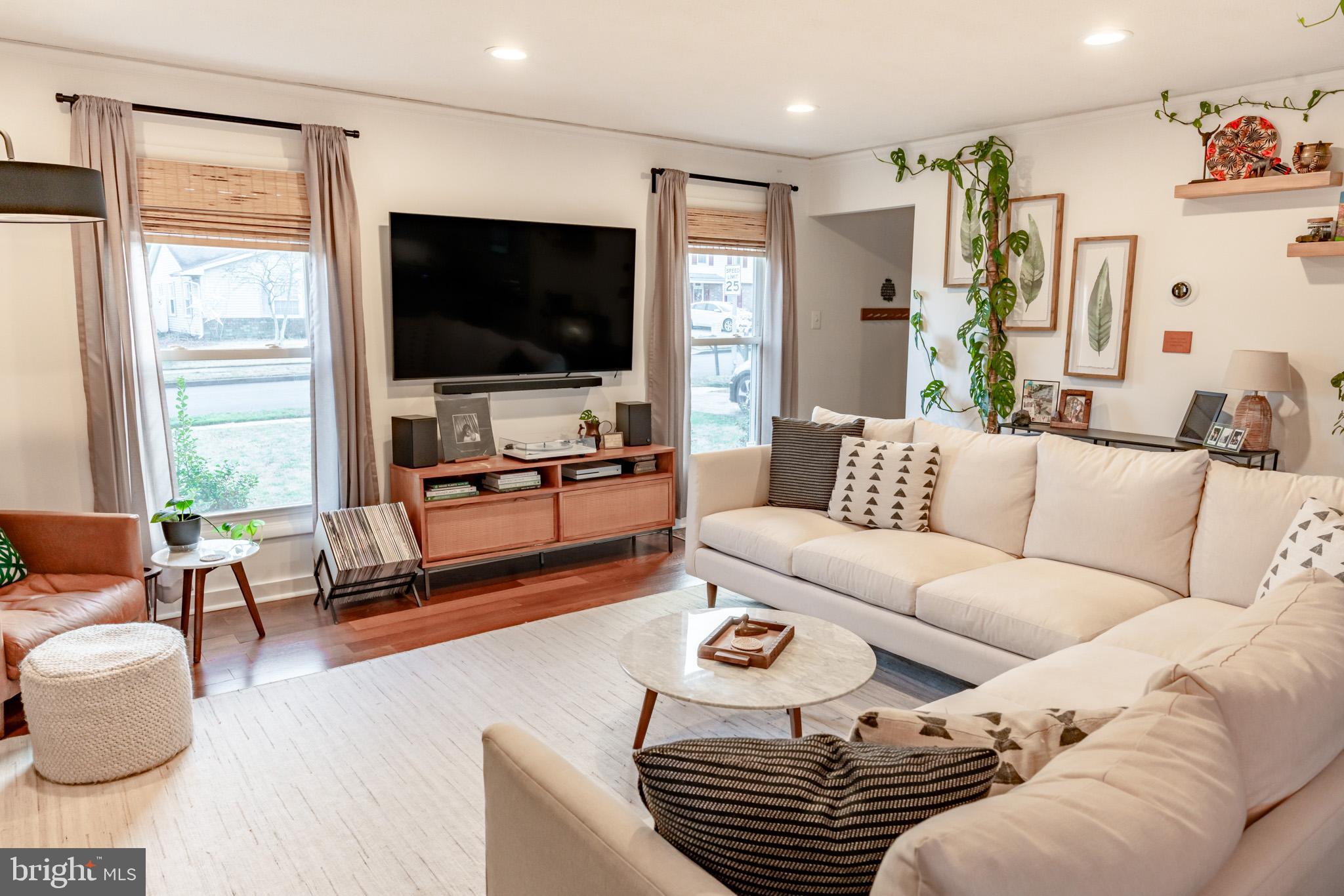 FOUR SEASONS ESTATES - Residential