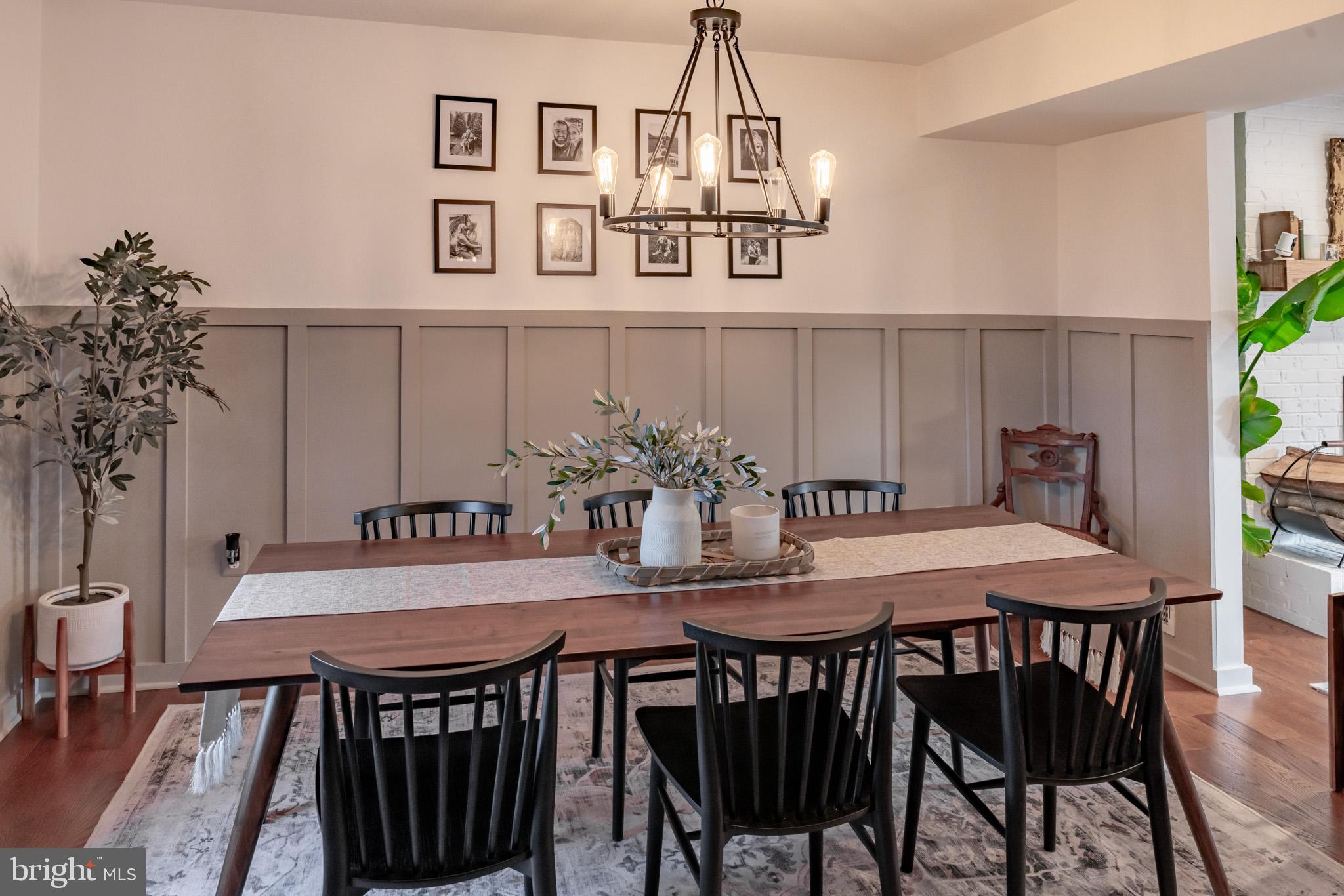 FOUR SEASONS ESTATES - Residential