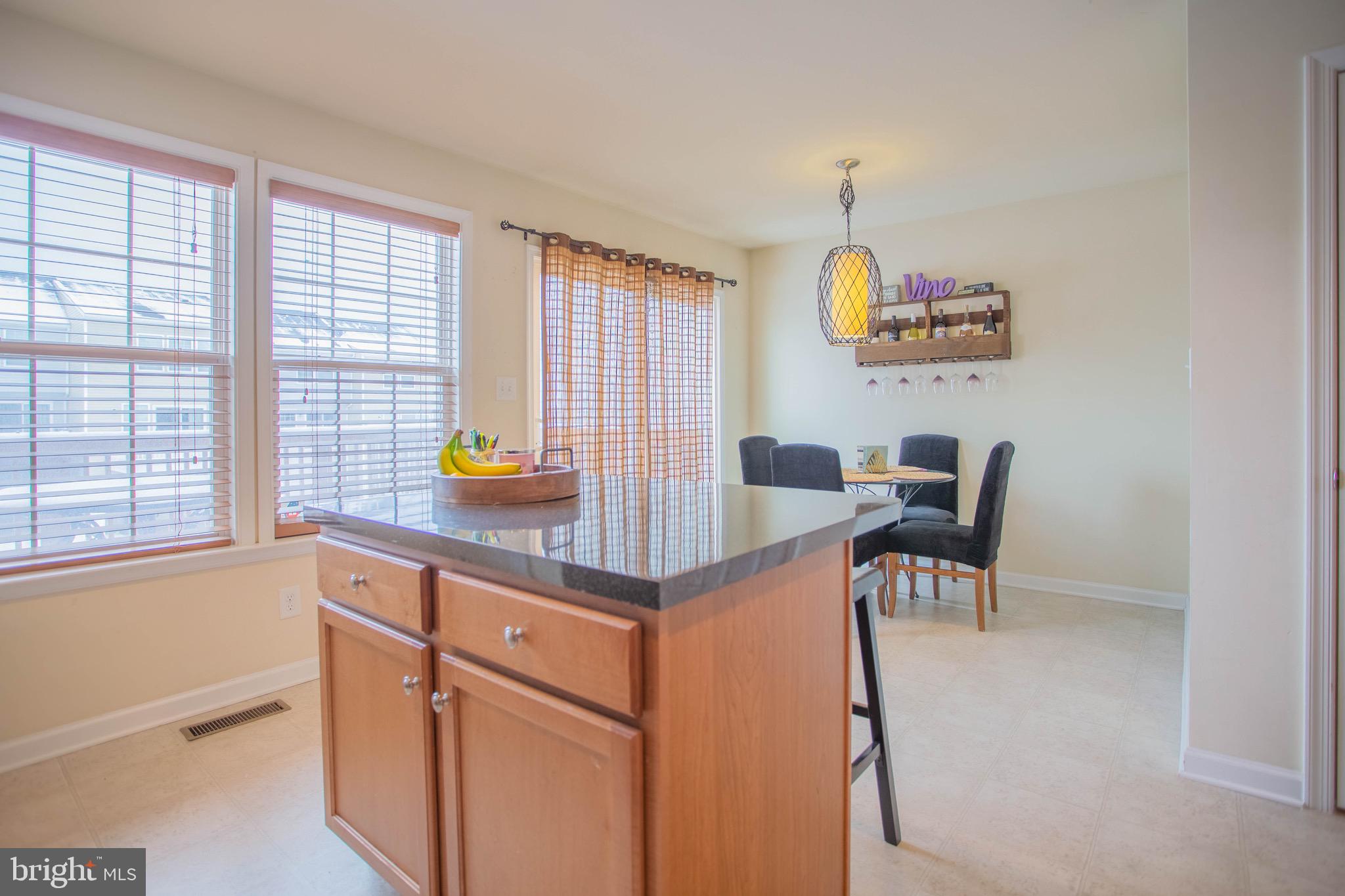 LAKELAND PLACE - Residential