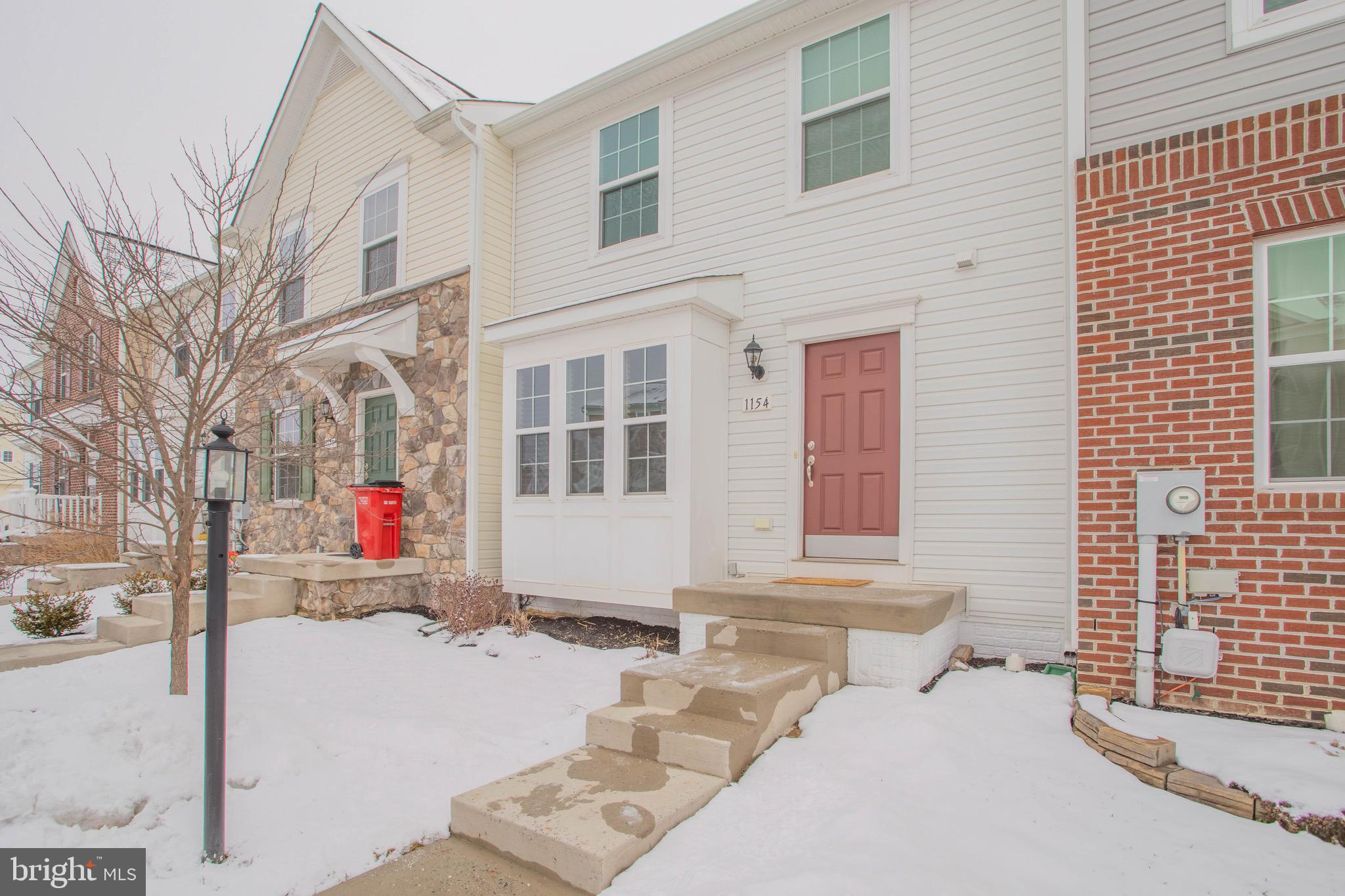 LAKELAND PLACE - Residential