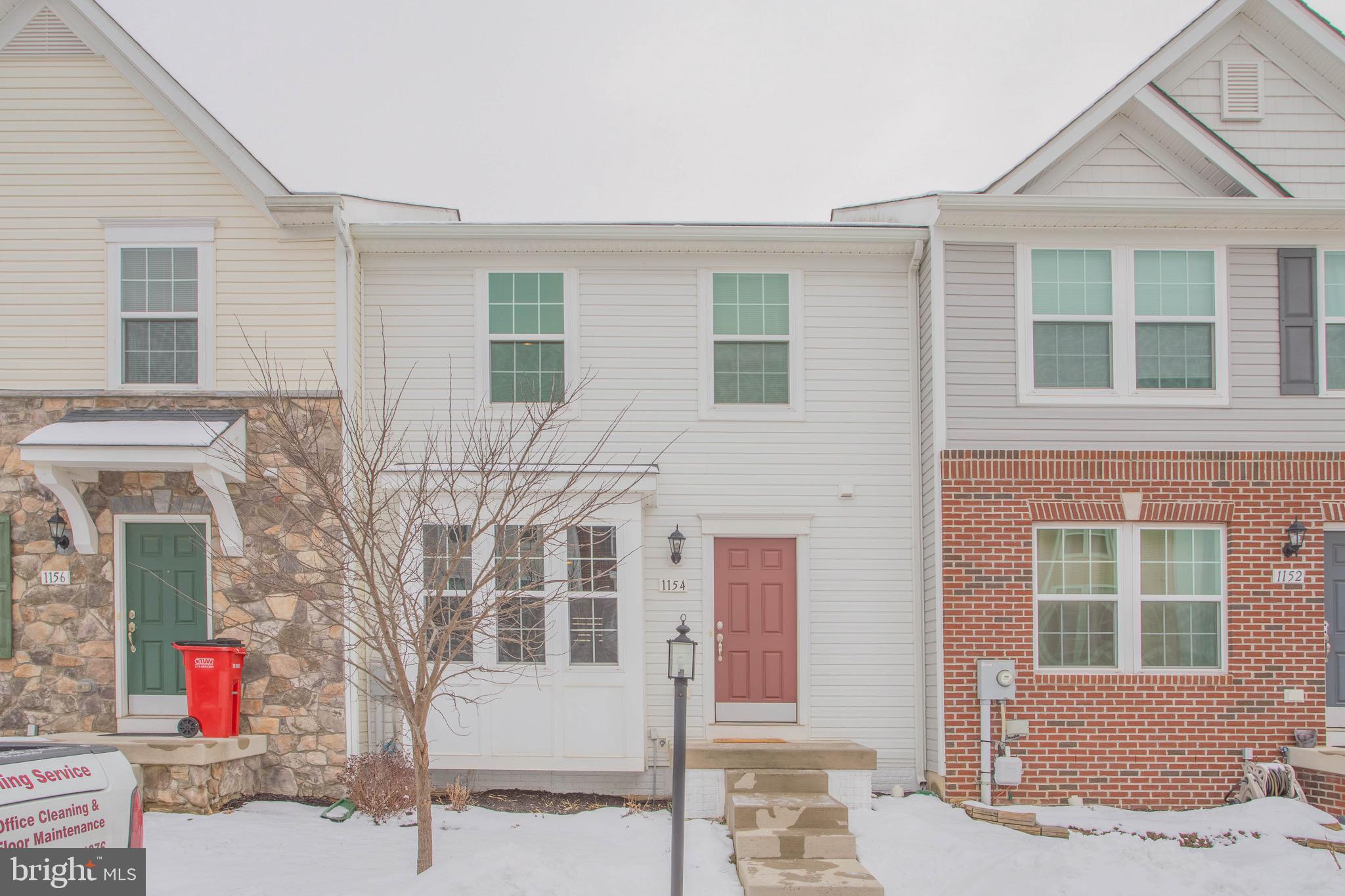 LAKELAND PLACE - Residential