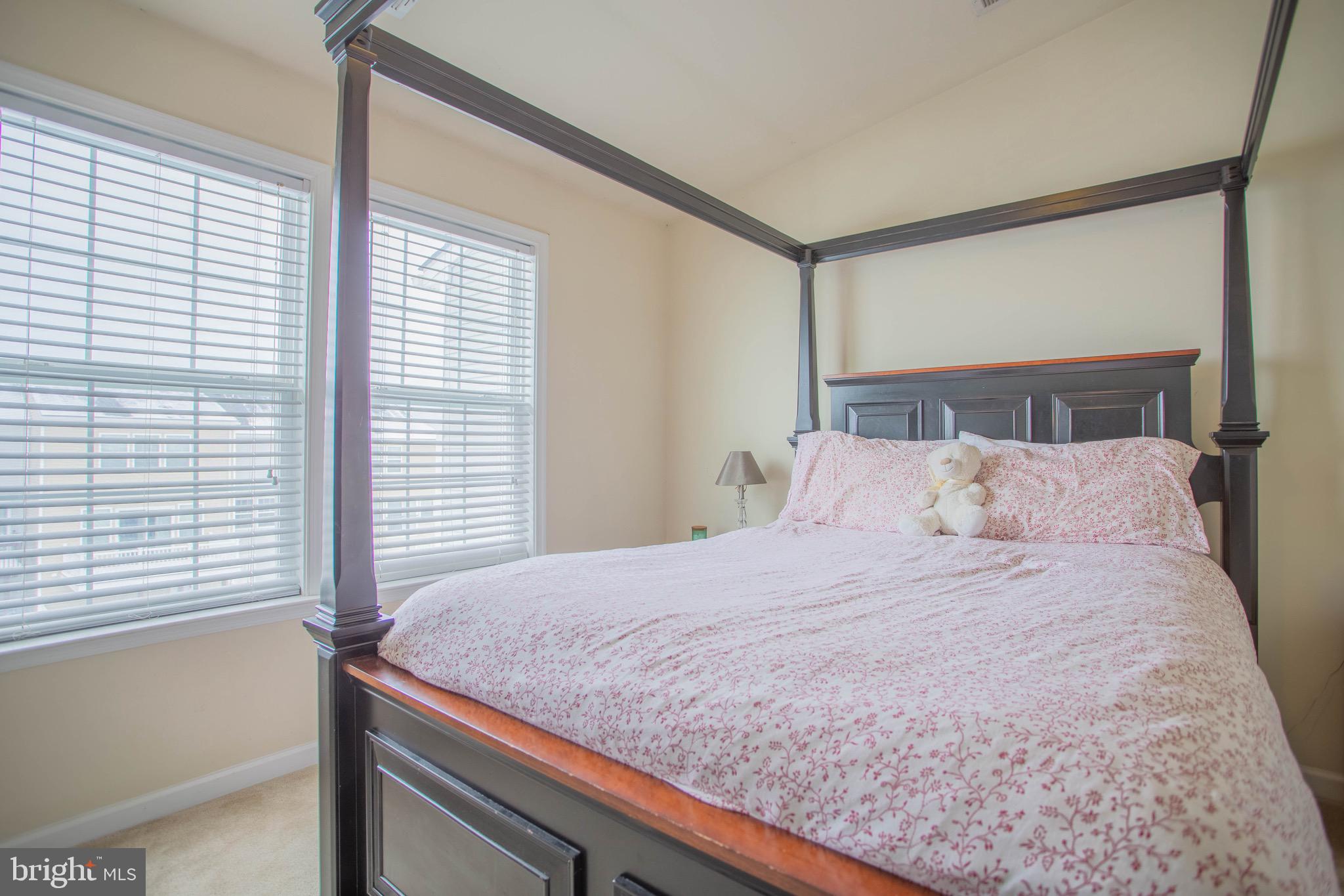 LAKELAND PLACE - Residential