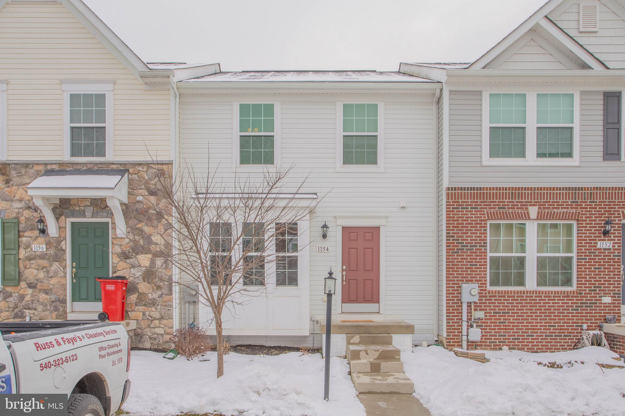 LAKELAND PLACE - Residential