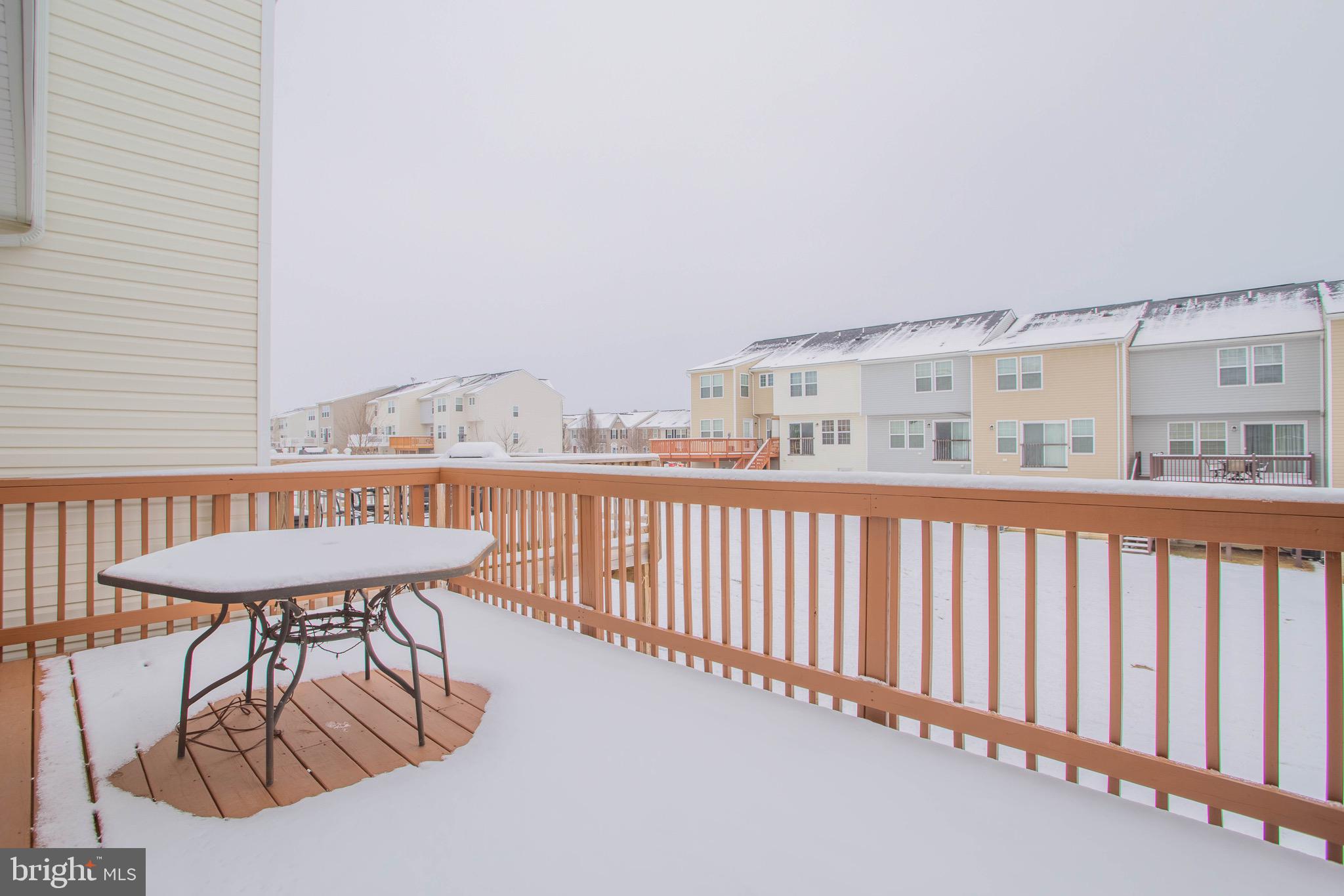 LAKELAND PLACE - Residential