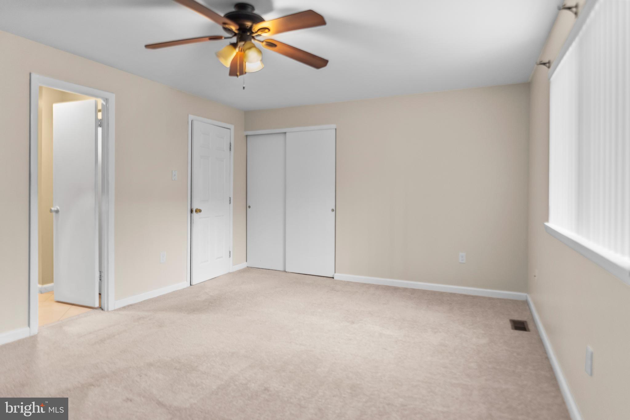 CLARY'S FOREST - Residential Lease