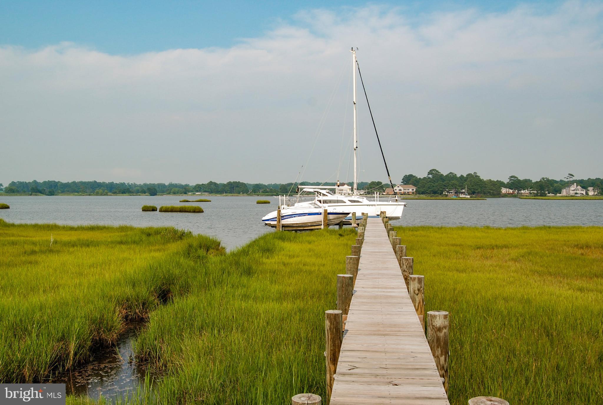 INDIAN CREEK - Residential