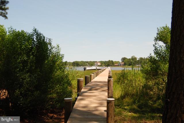 INDIAN CREEK - Residential