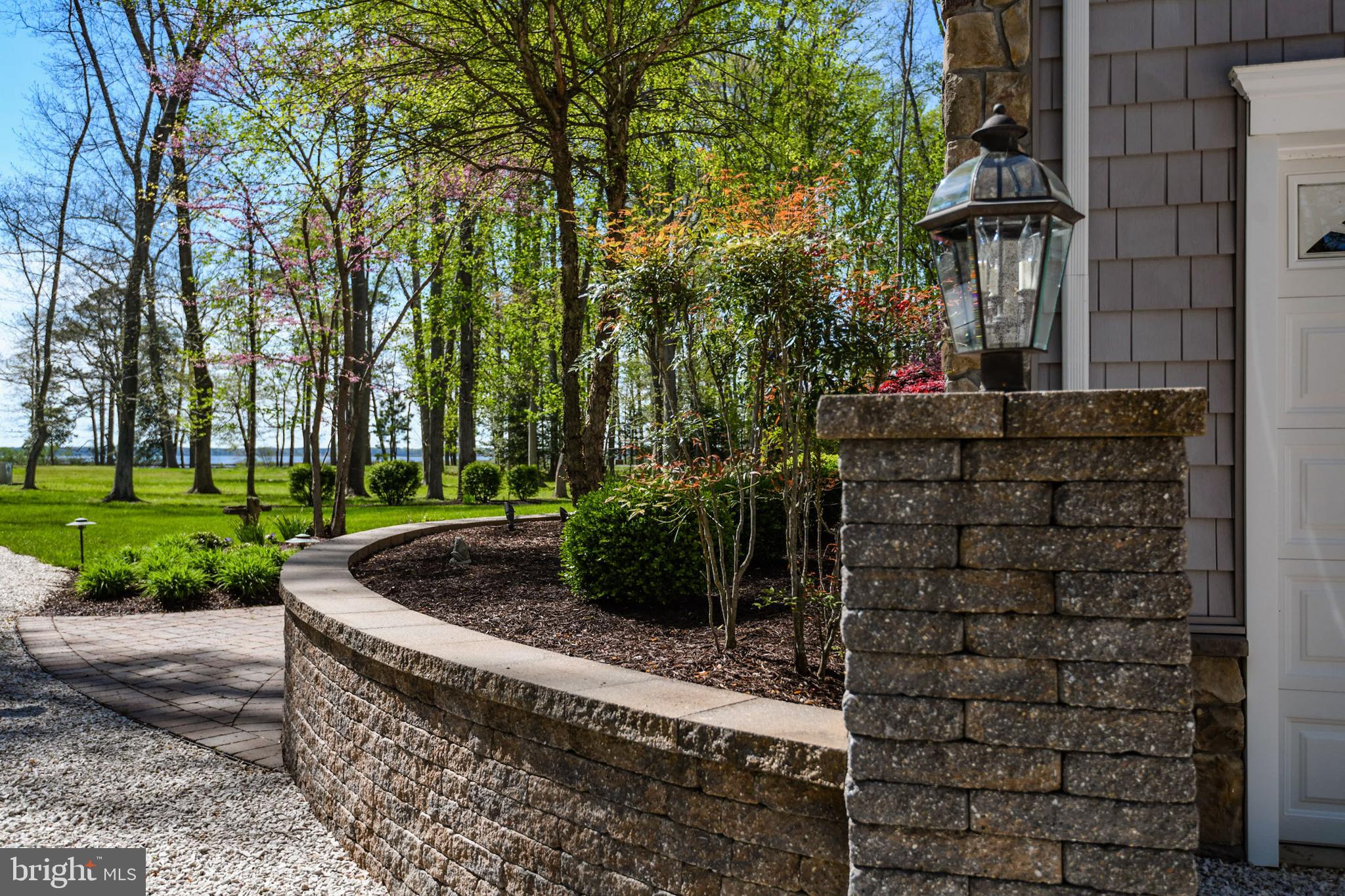 INDIAN CREEK - Residential