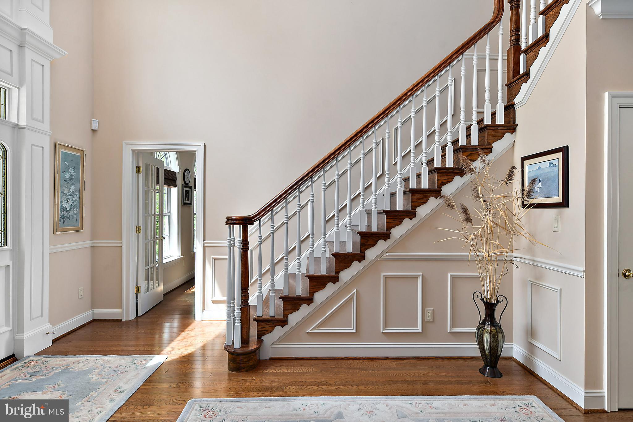 INDIAN CREEK - Residential