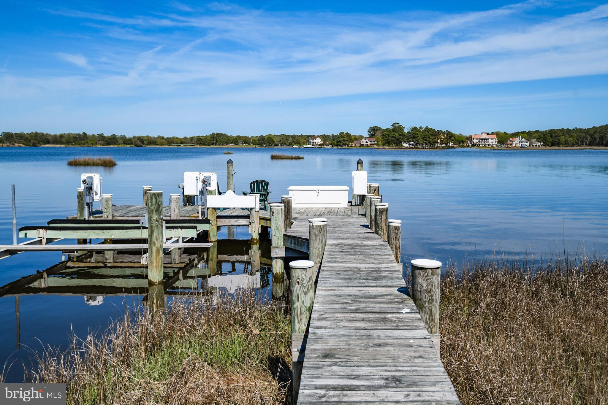 INDIAN CREEK - Residential