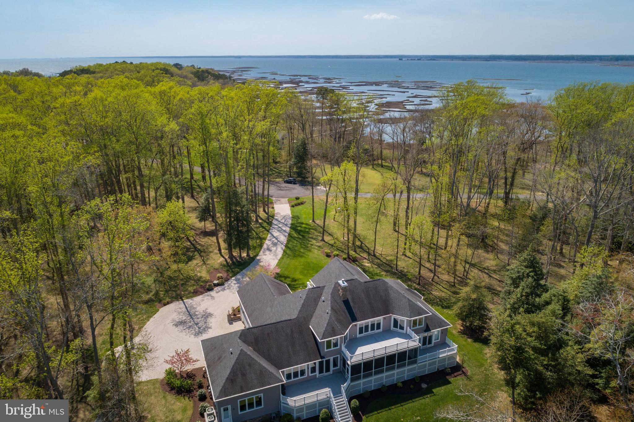 INDIAN CREEK - Residential