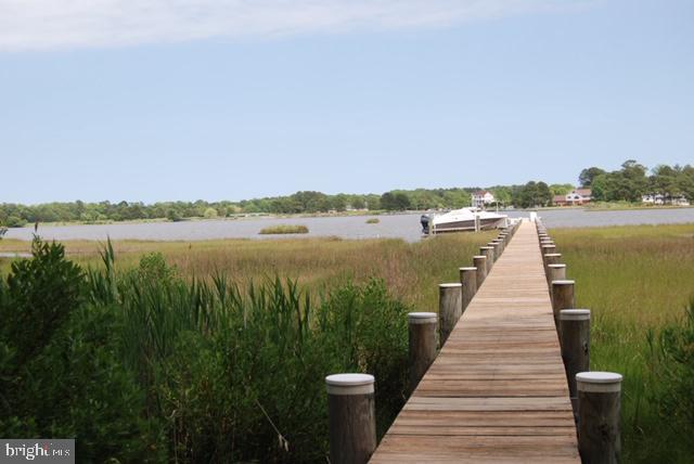 INDIAN CREEK - Residential