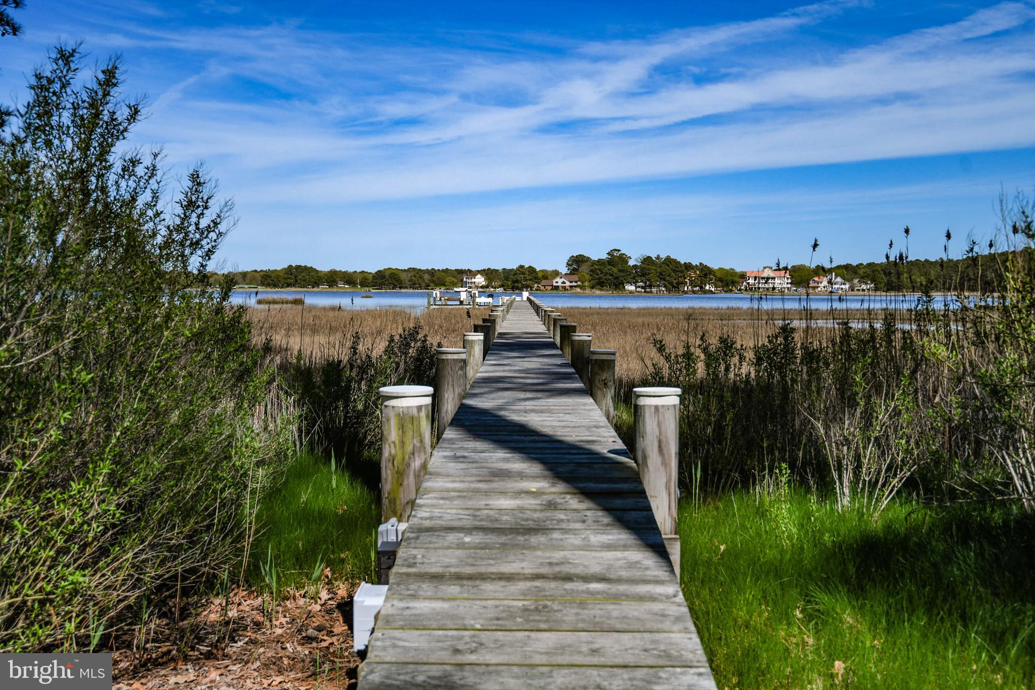 INDIAN CREEK - Residential