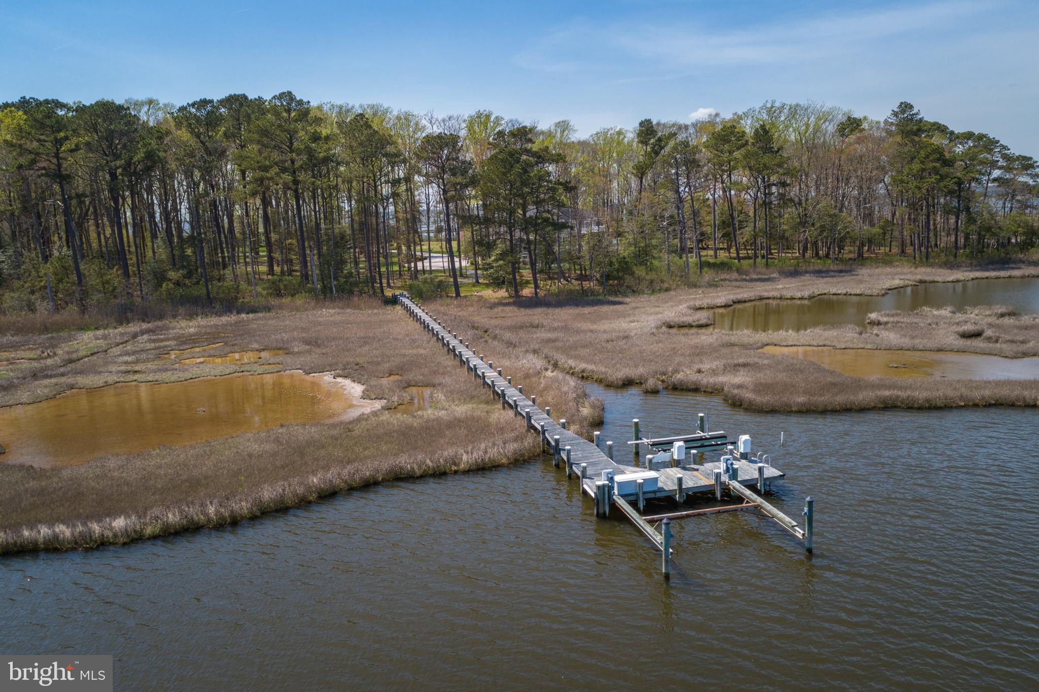 INDIAN CREEK - Residential