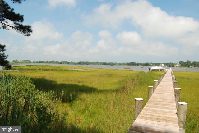 INDIAN CREEK - Residential