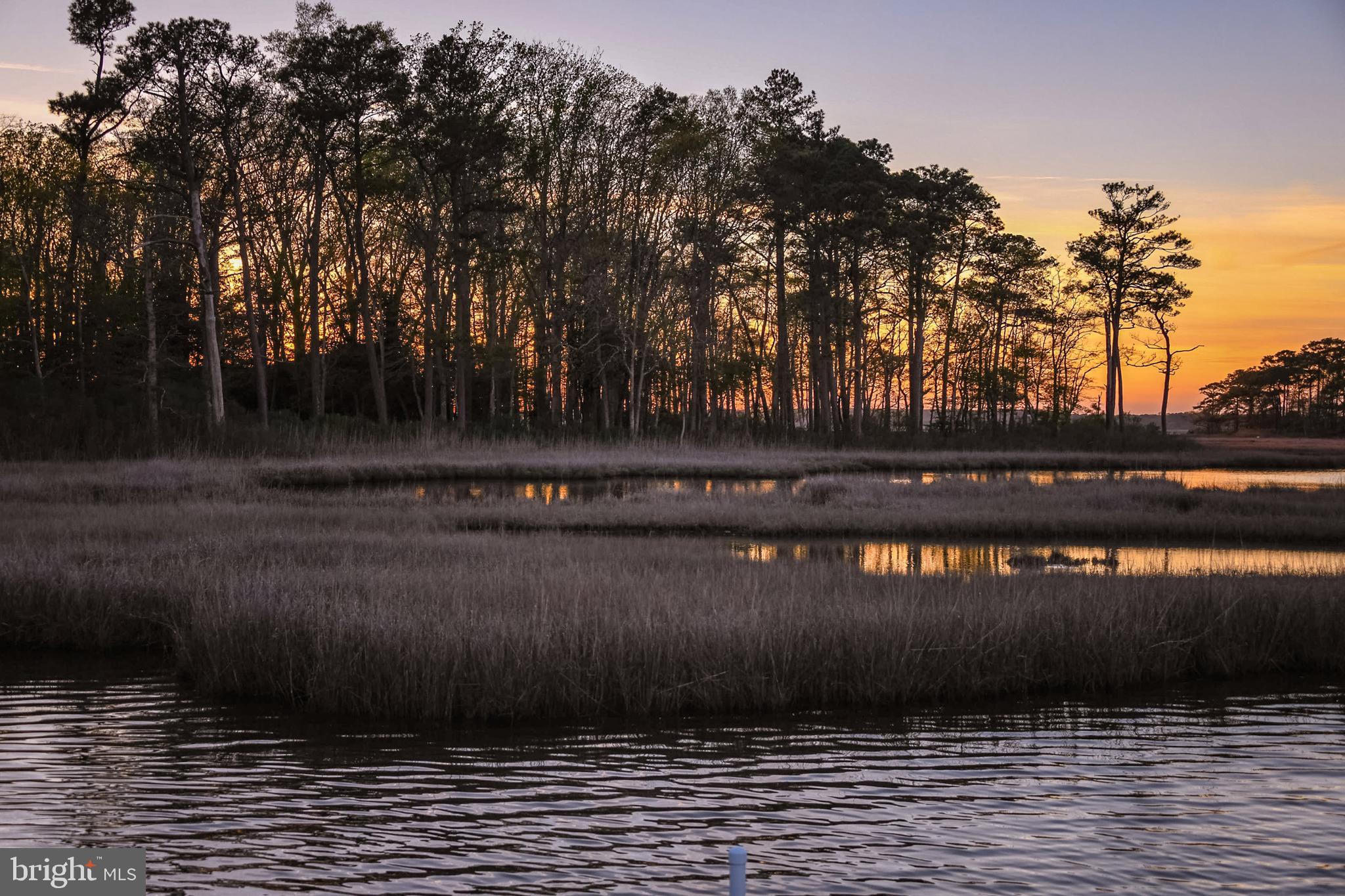 INDIAN CREEK - Residential