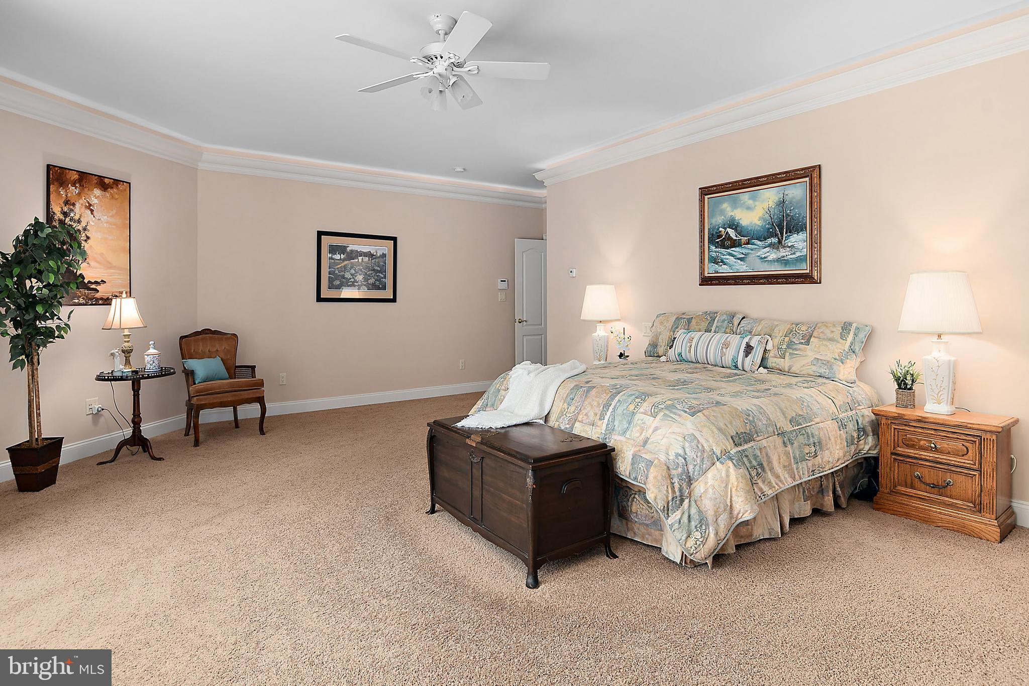 INDIAN CREEK - Residential