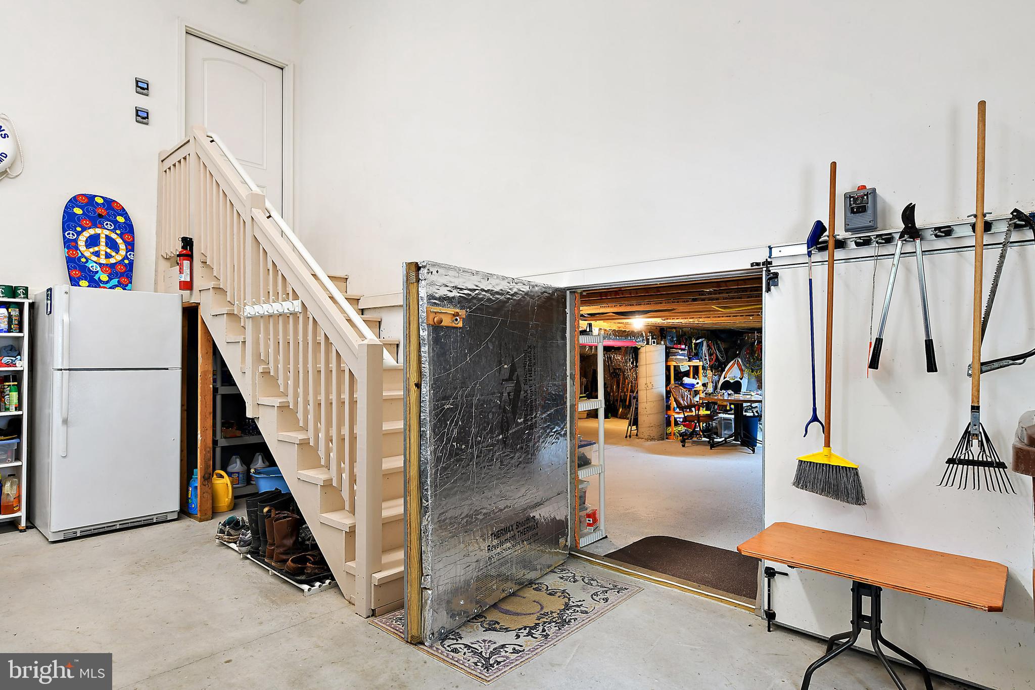 INDIAN CREEK - Residential