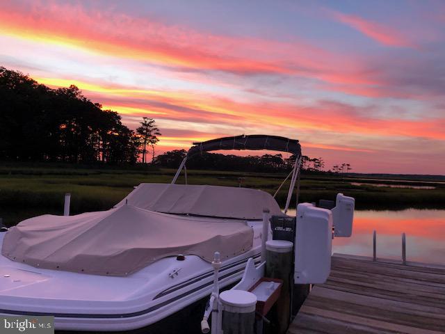 INDIAN CREEK - Residential